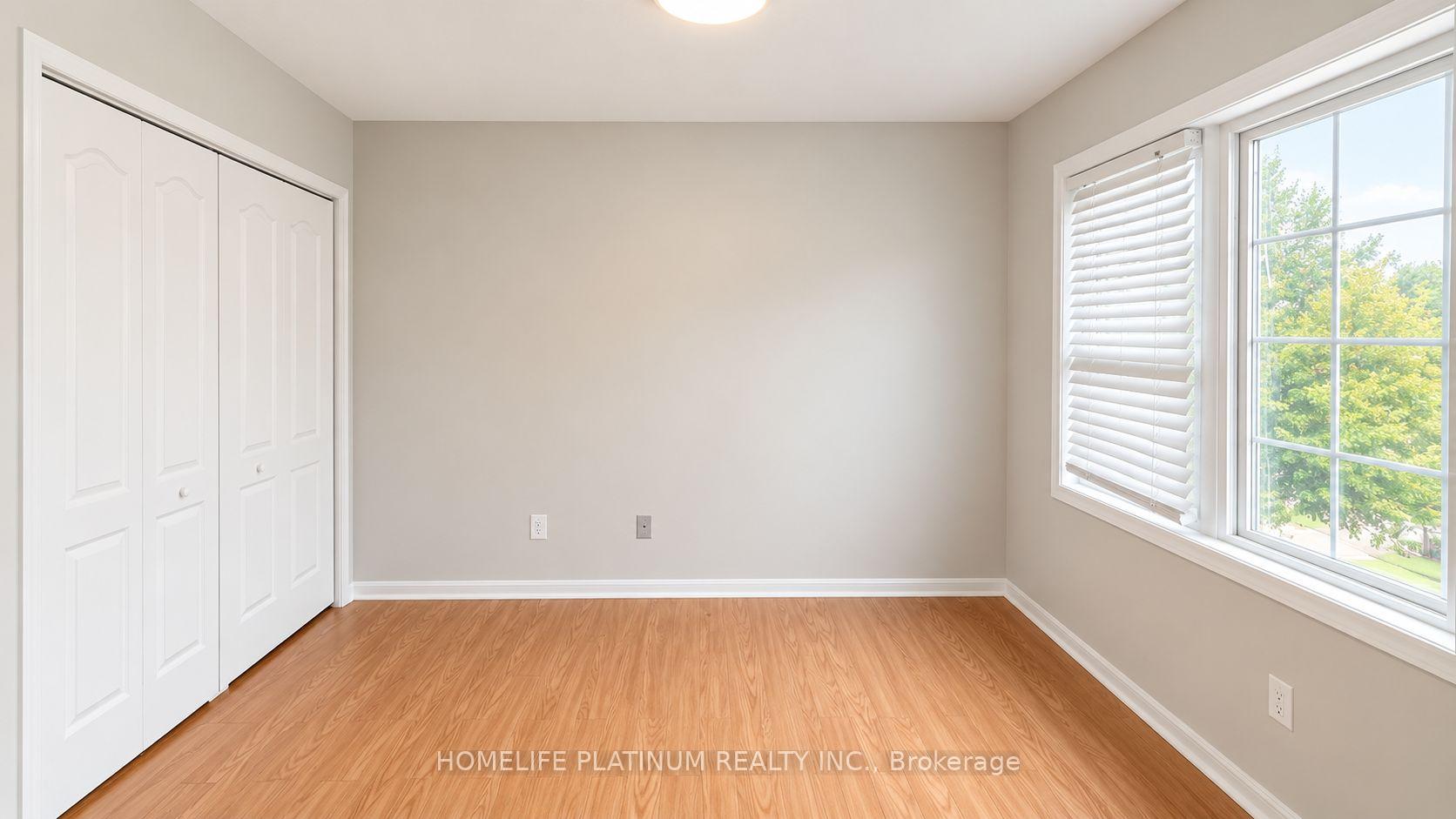 Photo 26 of 71 Sugarhill Drive N, Brampton, Fletcher's Meadow — HOMEH