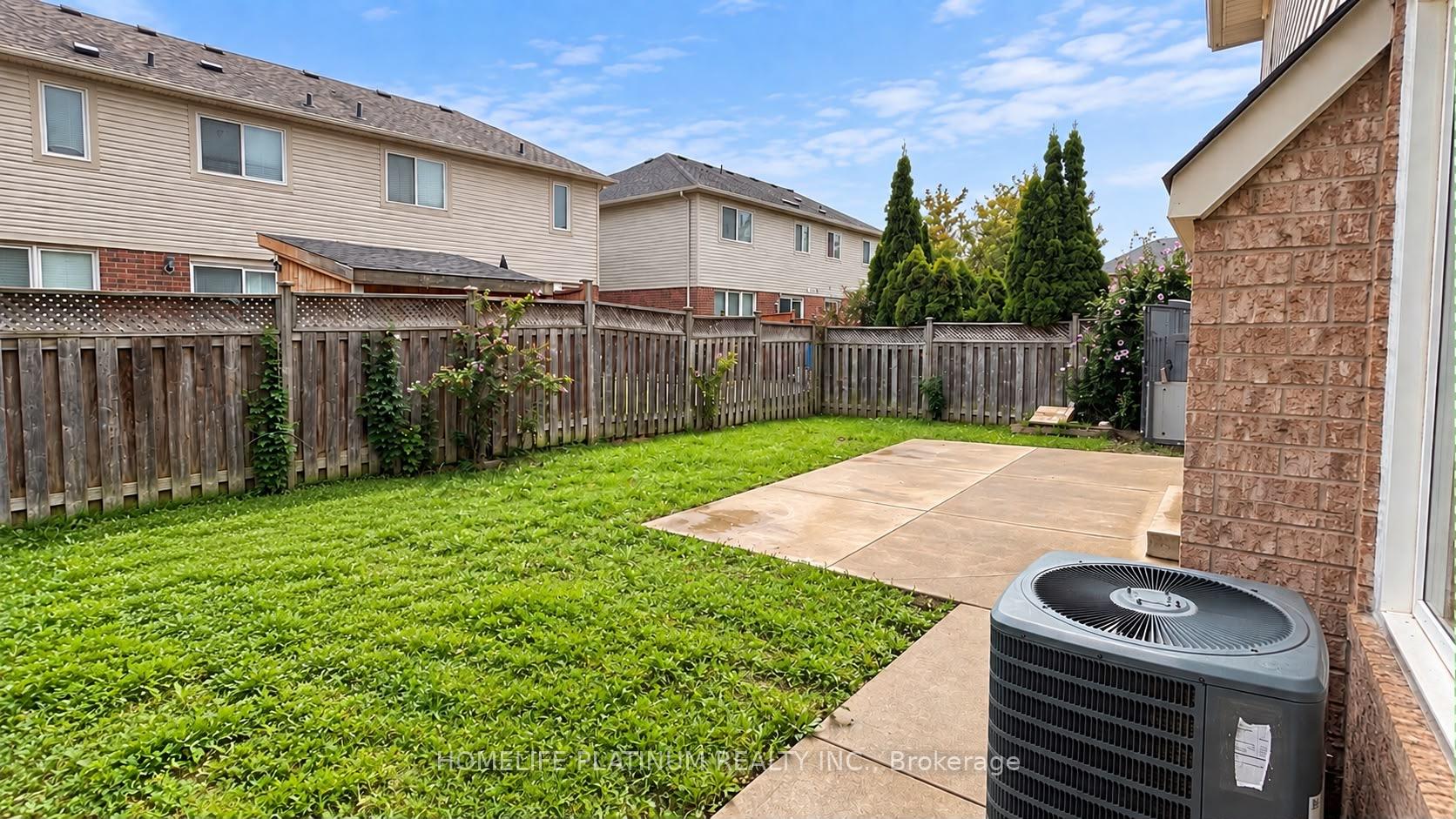 Photo 29 of 71 Sugarhill Drive N, Brampton, Fletcher's Meadow — HOMEH