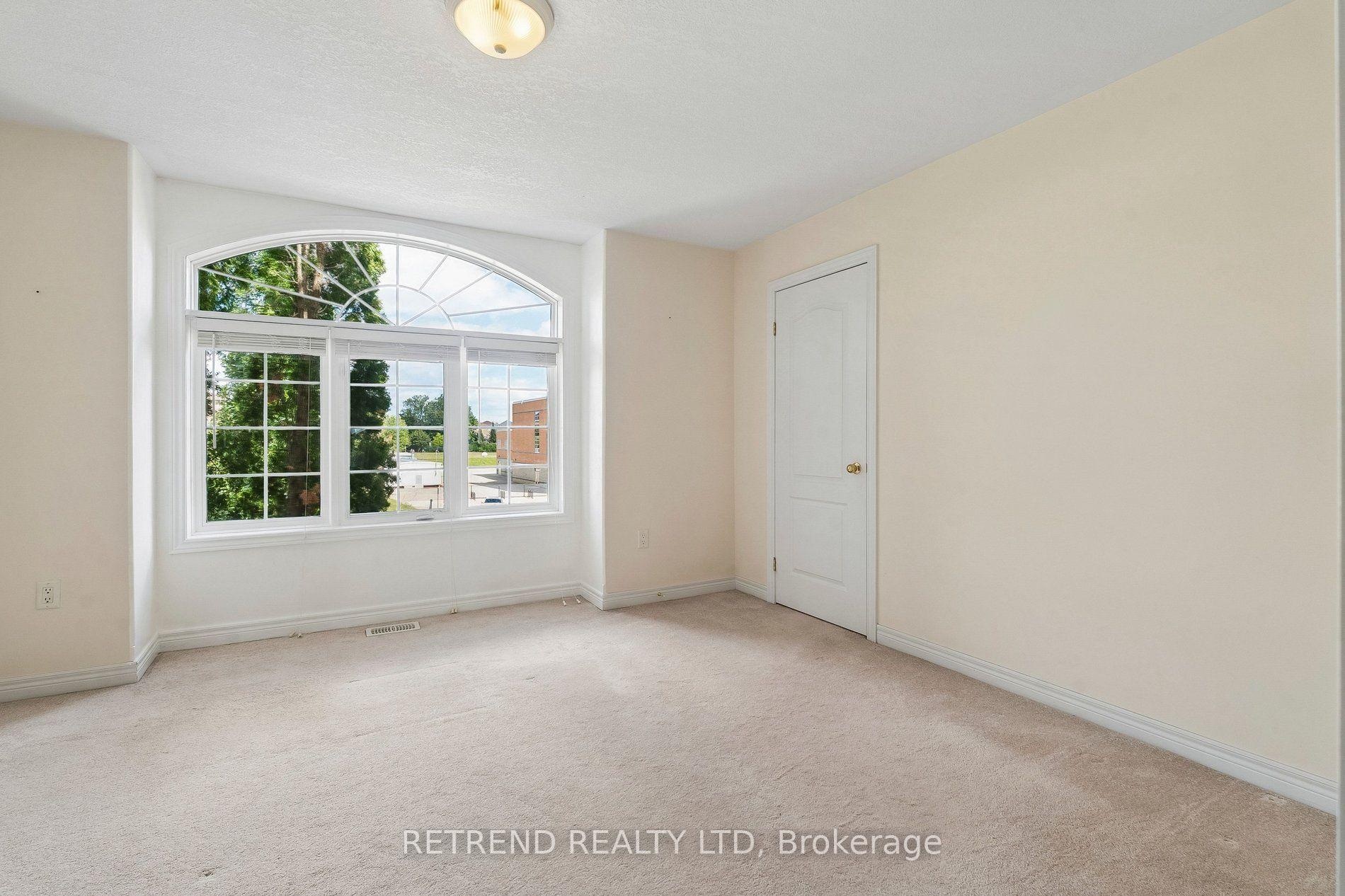 Photo 27 of 36 Sandringham Drive, Barrie, Innis-Shore — HOMEH