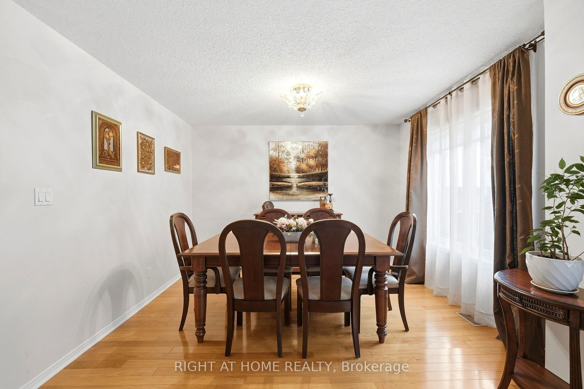 Photo 15 of Unit 2, 23 West Deane Park Drive, Etobicoke, Eringate-Centennial-West Deane — HOMEH