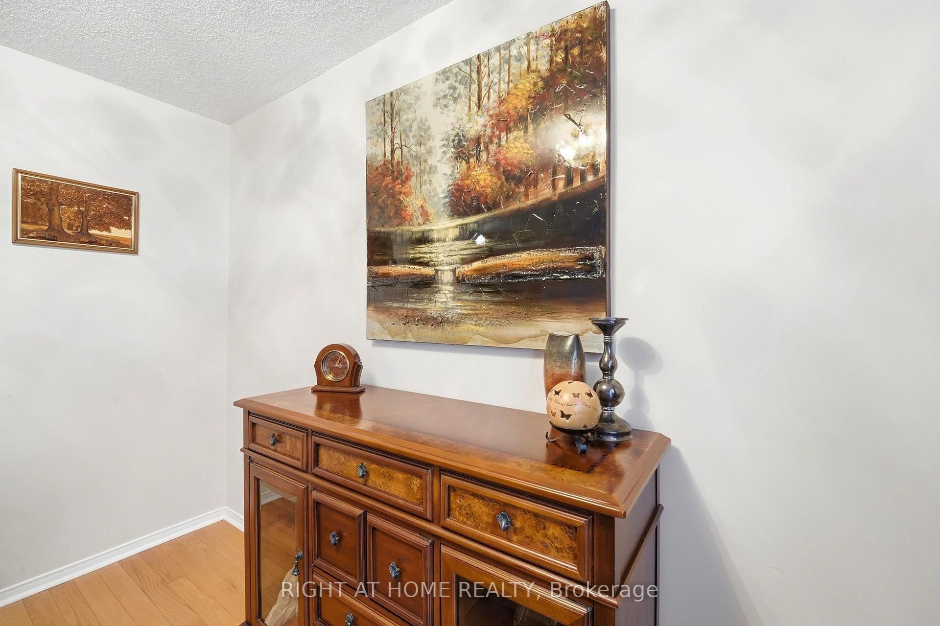 Photo 16 of Unit 2, 23 West Deane Park Drive, Etobicoke, Eringate-Centennial-West Deane — HOMEH