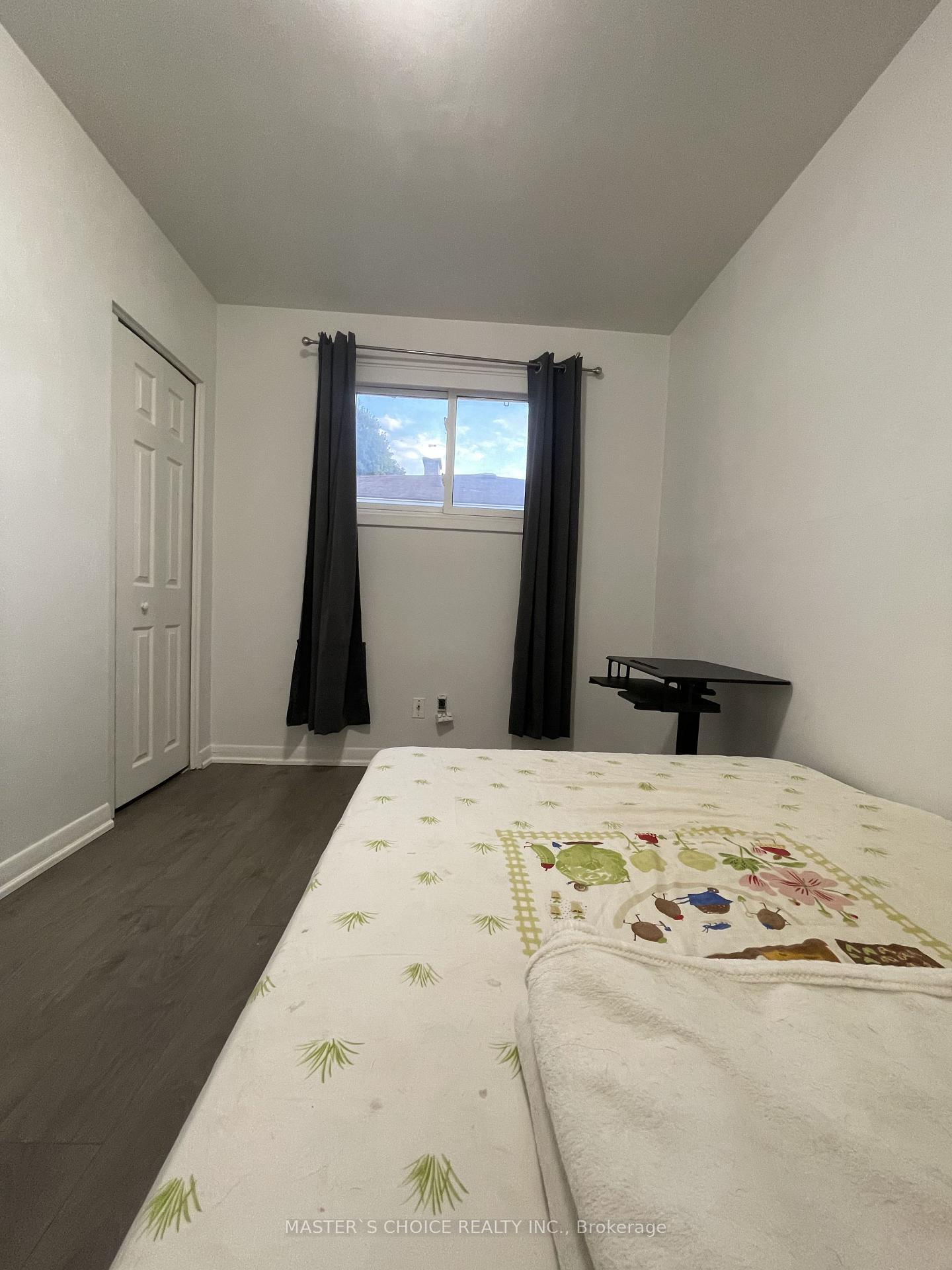 Photo 7 of 39 Richardson Drive S, Aurora, Aurora Highlands — HOMEH
