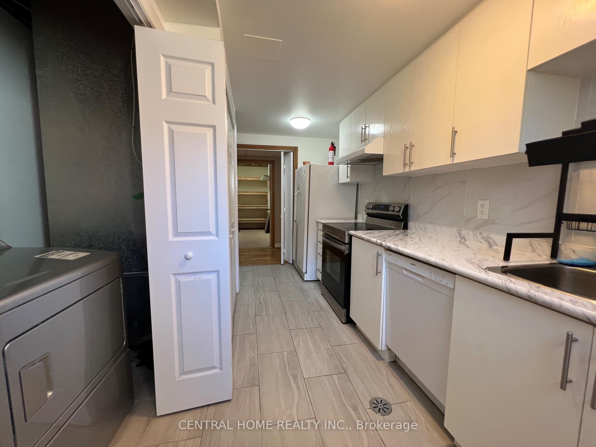 Photo 10 of Unit Lower, 299 Lakeview Boulevard, Georgina, Keswick South — HOMEH