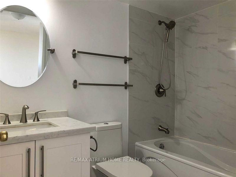 Photo 6 of Unit 2010, 2627 Mccowan Road, Scarborough, Agincourt North — HOMEH