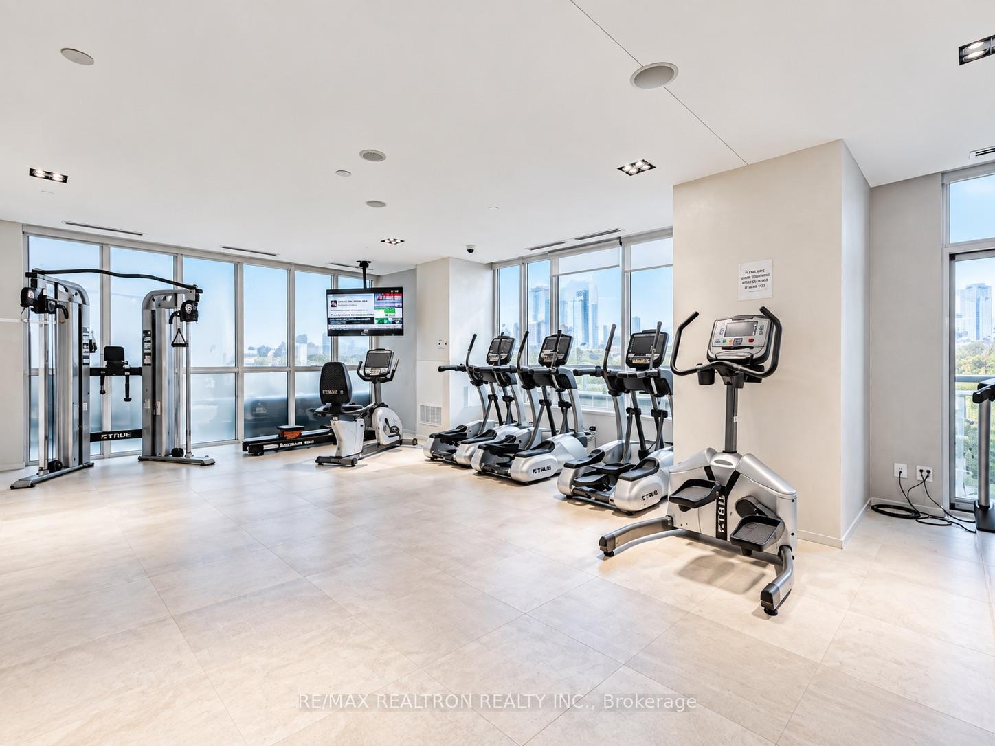 Photo 12 of Unit 1601, 56 Annie Craig Drive, Etobicoke, Mimico — HOMEH