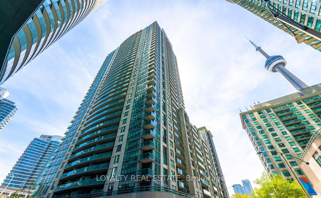 Photo of Unit 309, 19 Grand Trunk Crescent
