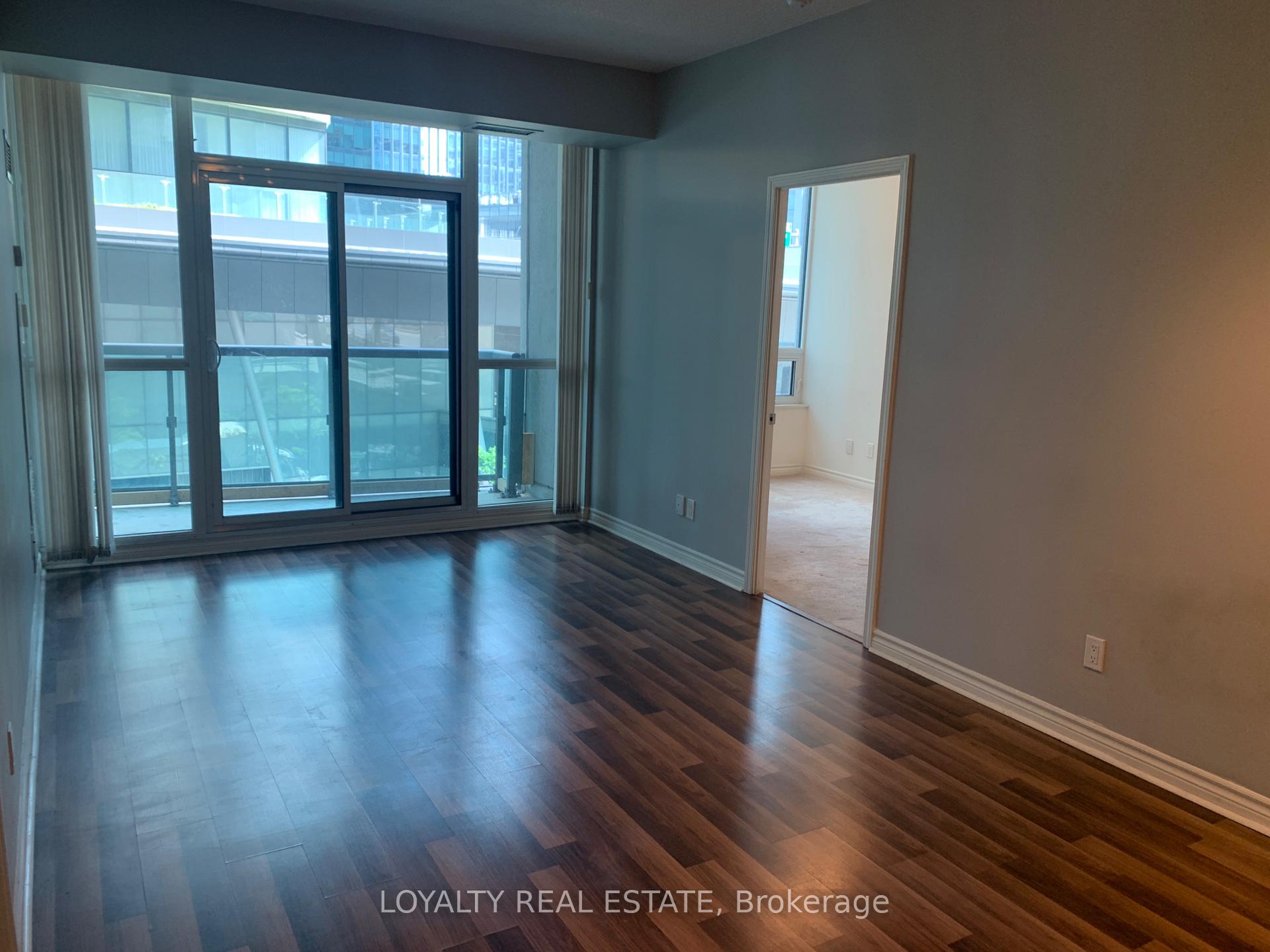 Photo 6 of Unit 309, 19 Grand Trunk Crescent, Toronto, Waterfront Communities — HOMEH