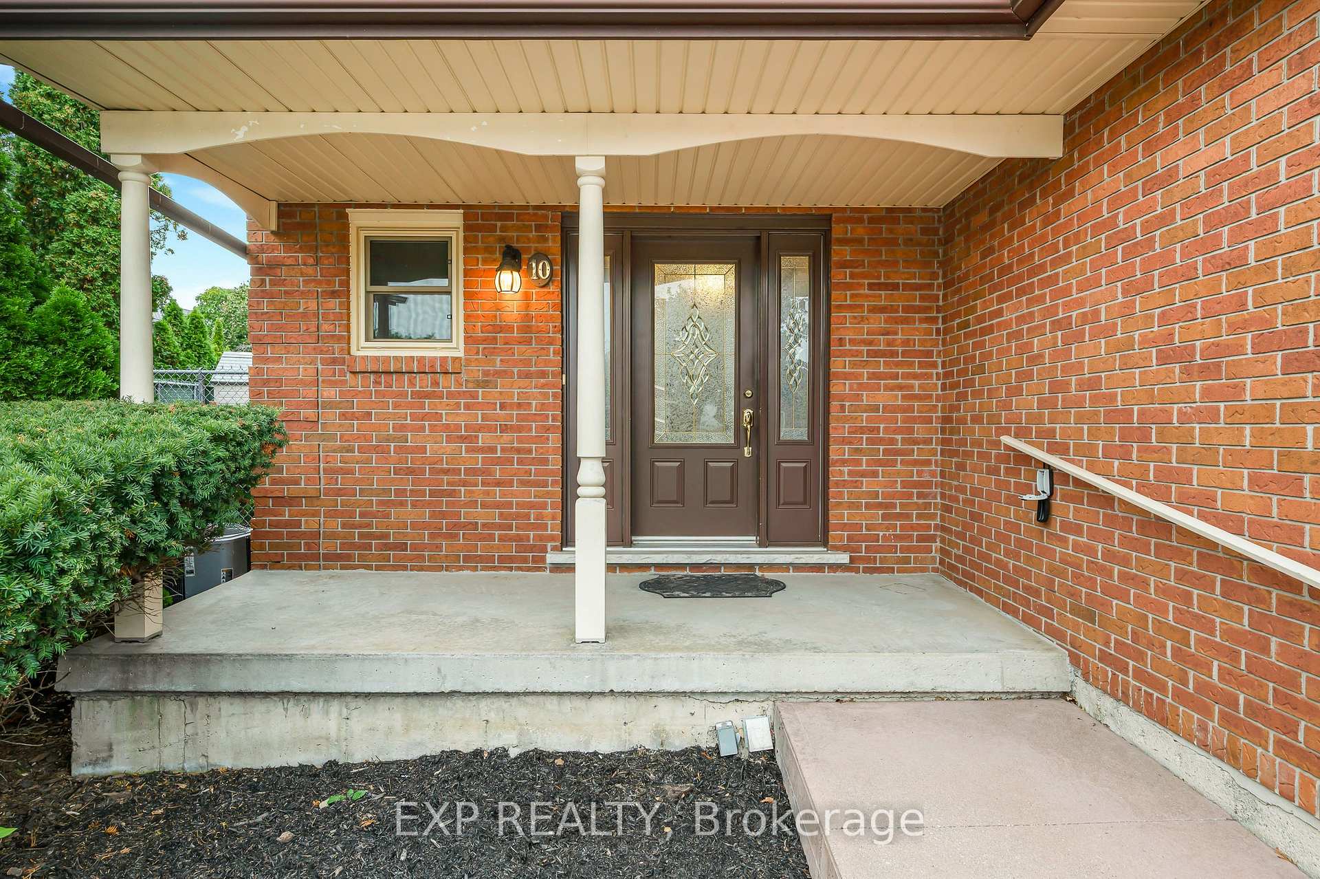 Photo 3 of 10 Donegel Place, Hamilton, Bruleville — HOMEH