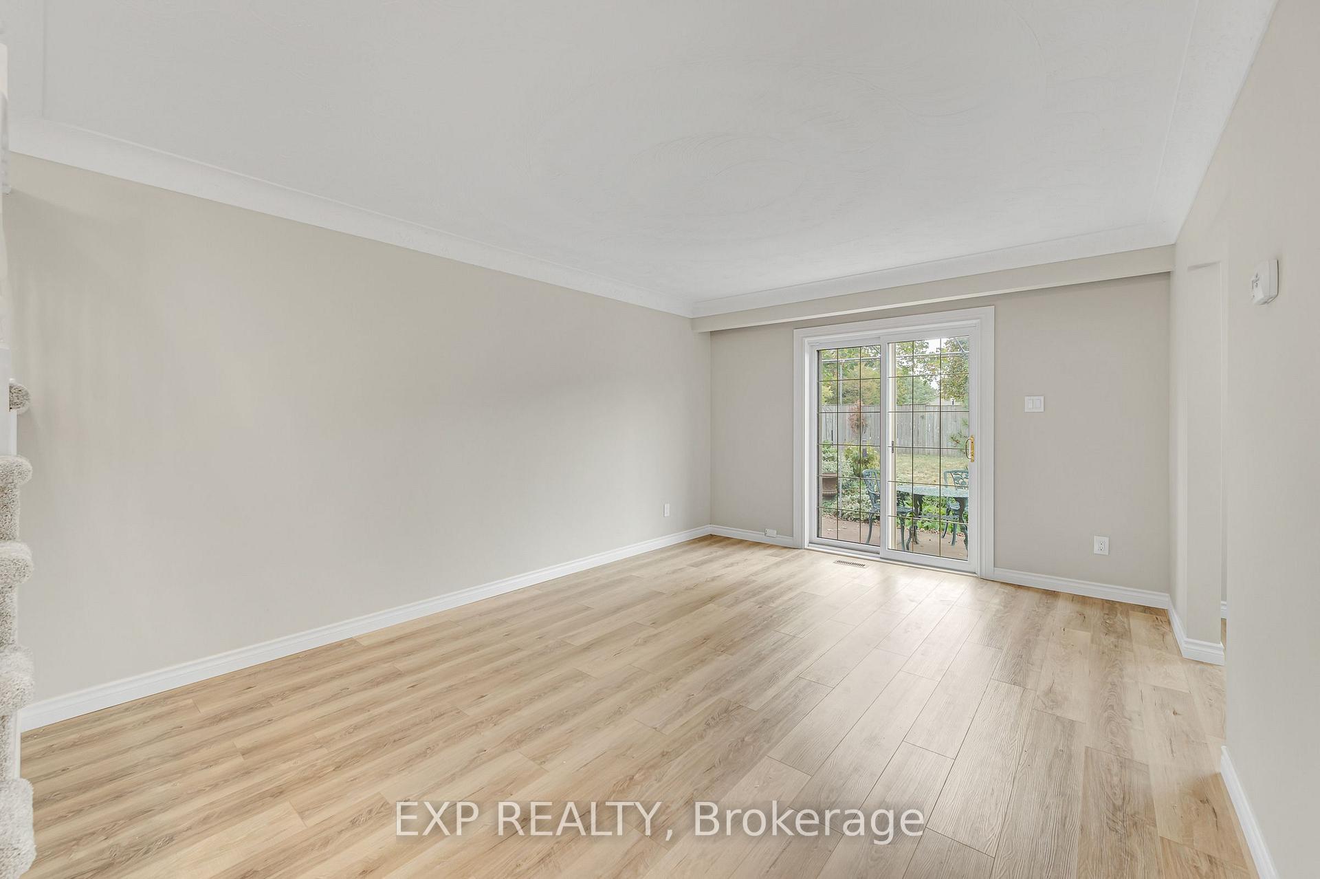 Photo 8 of 10 Donegel Place, Hamilton, Bruleville — HOMEH
