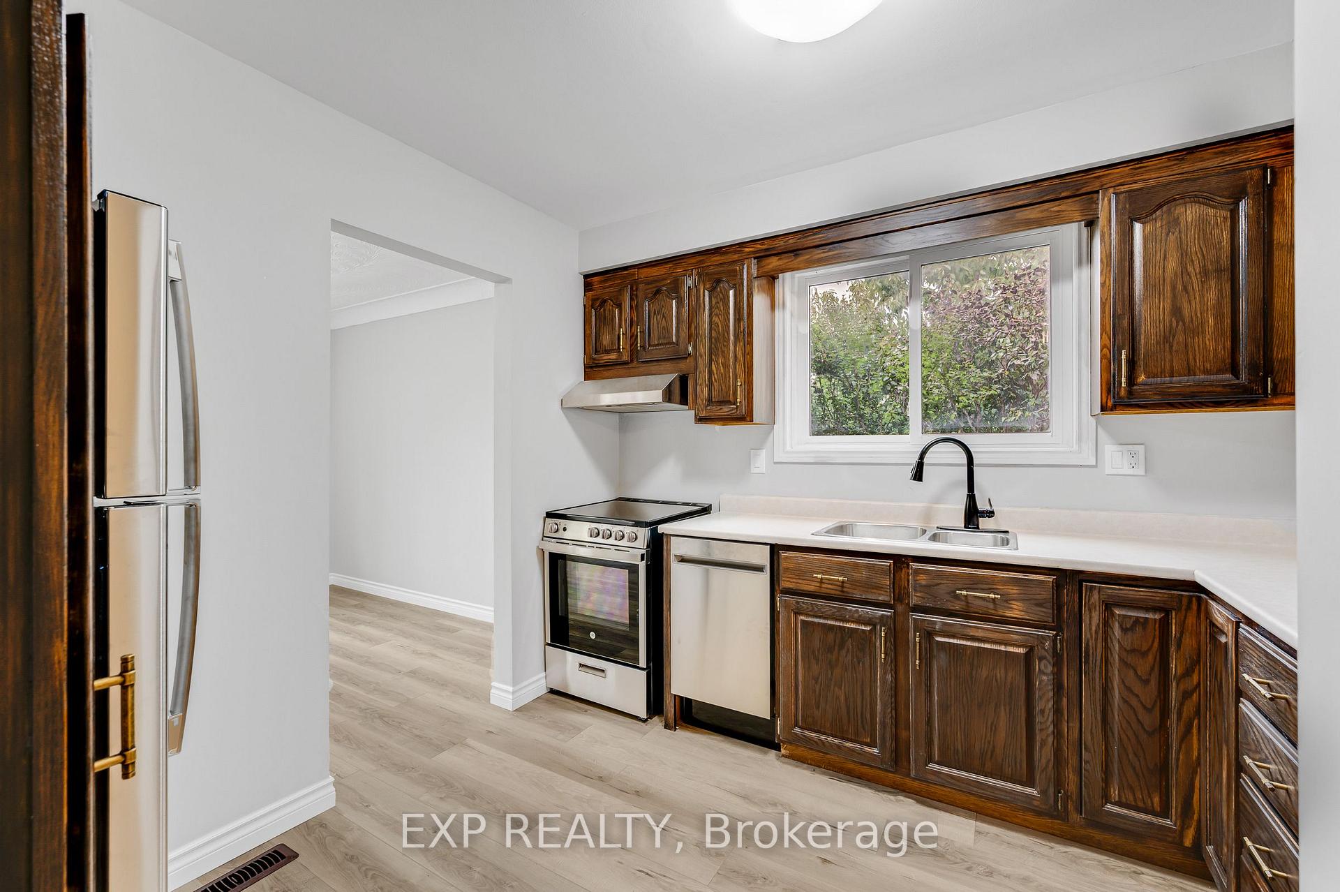Photo 14 of 10 Donegel Place, Hamilton, Bruleville — HOMEH