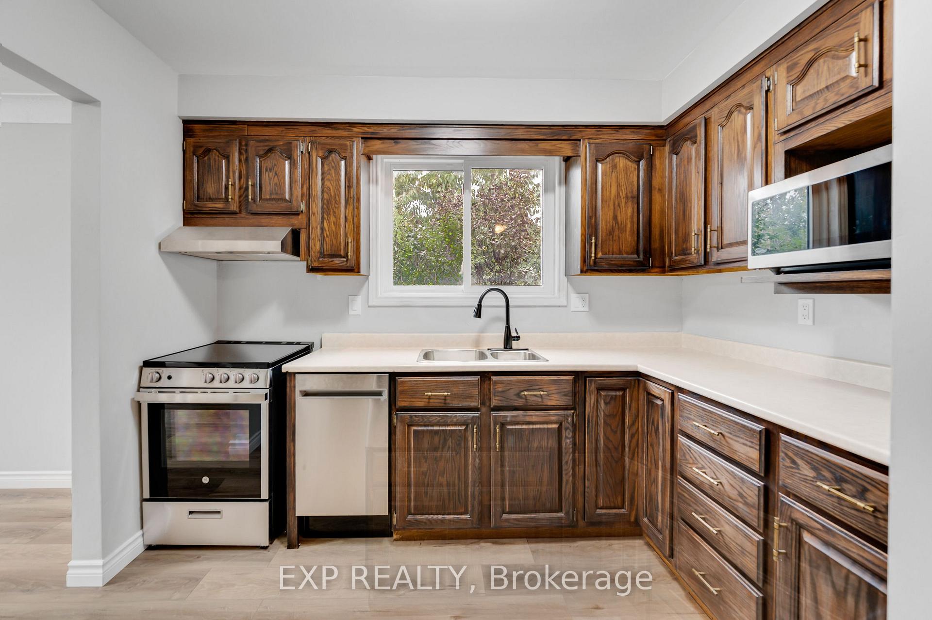 Photo 16 of 10 Donegel Place, Hamilton, Bruleville — HOMEH