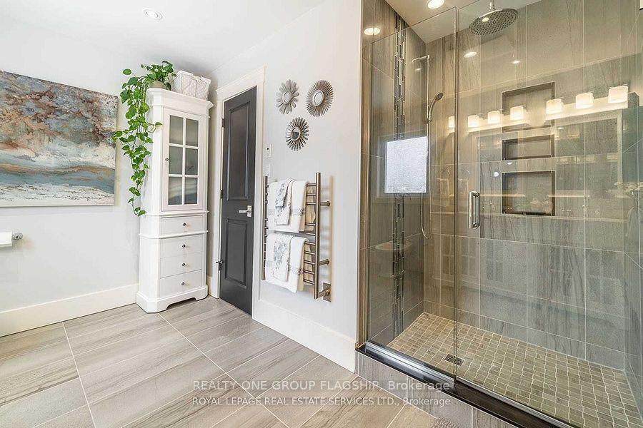 Photo 17 of 3594 Gallager Drive, Mississauga, Erindale — HOMEH