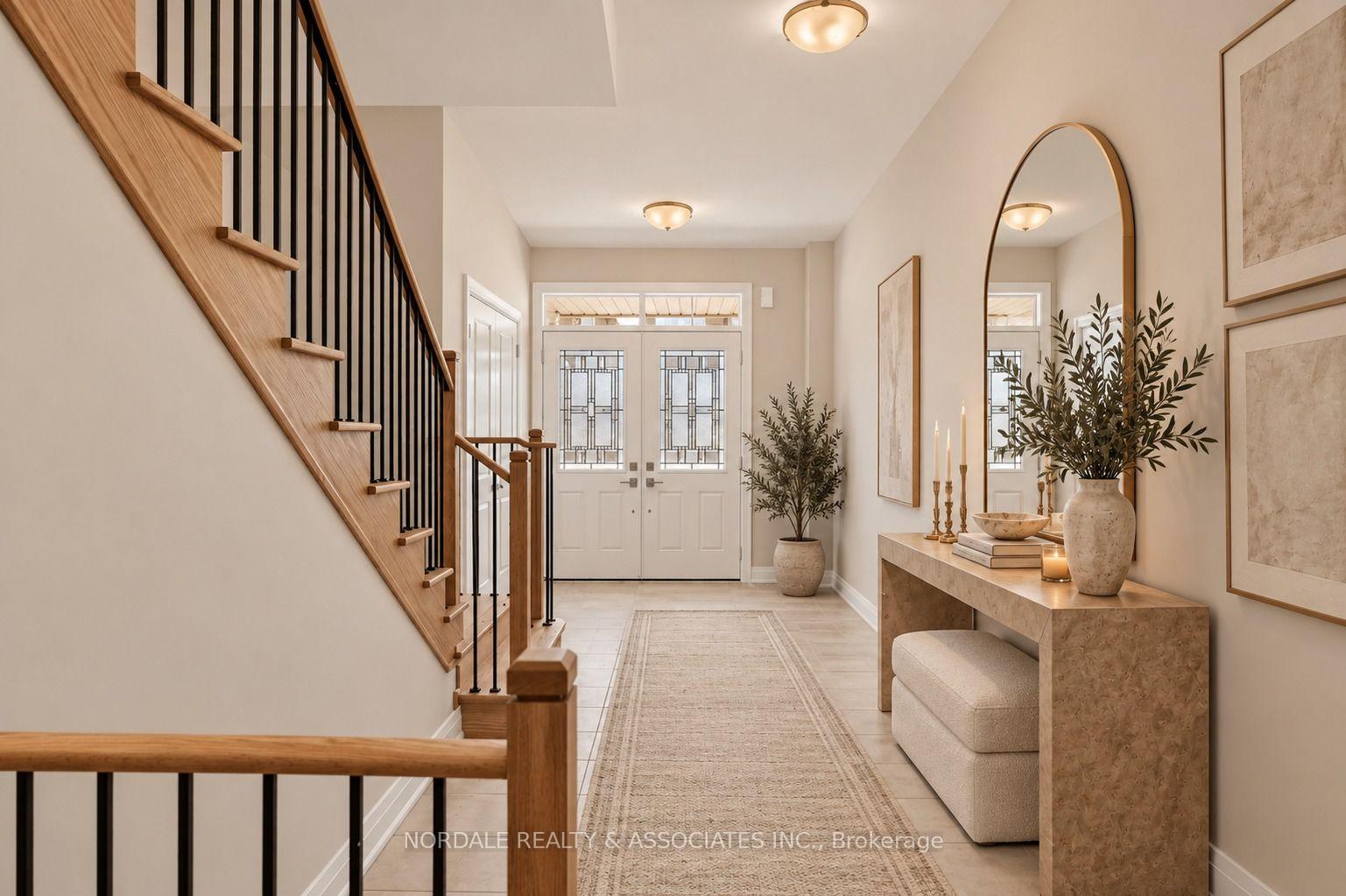 Photo 3 of 237 Seguin Street, Richmond Hill, Oak Ridges — HOMEH