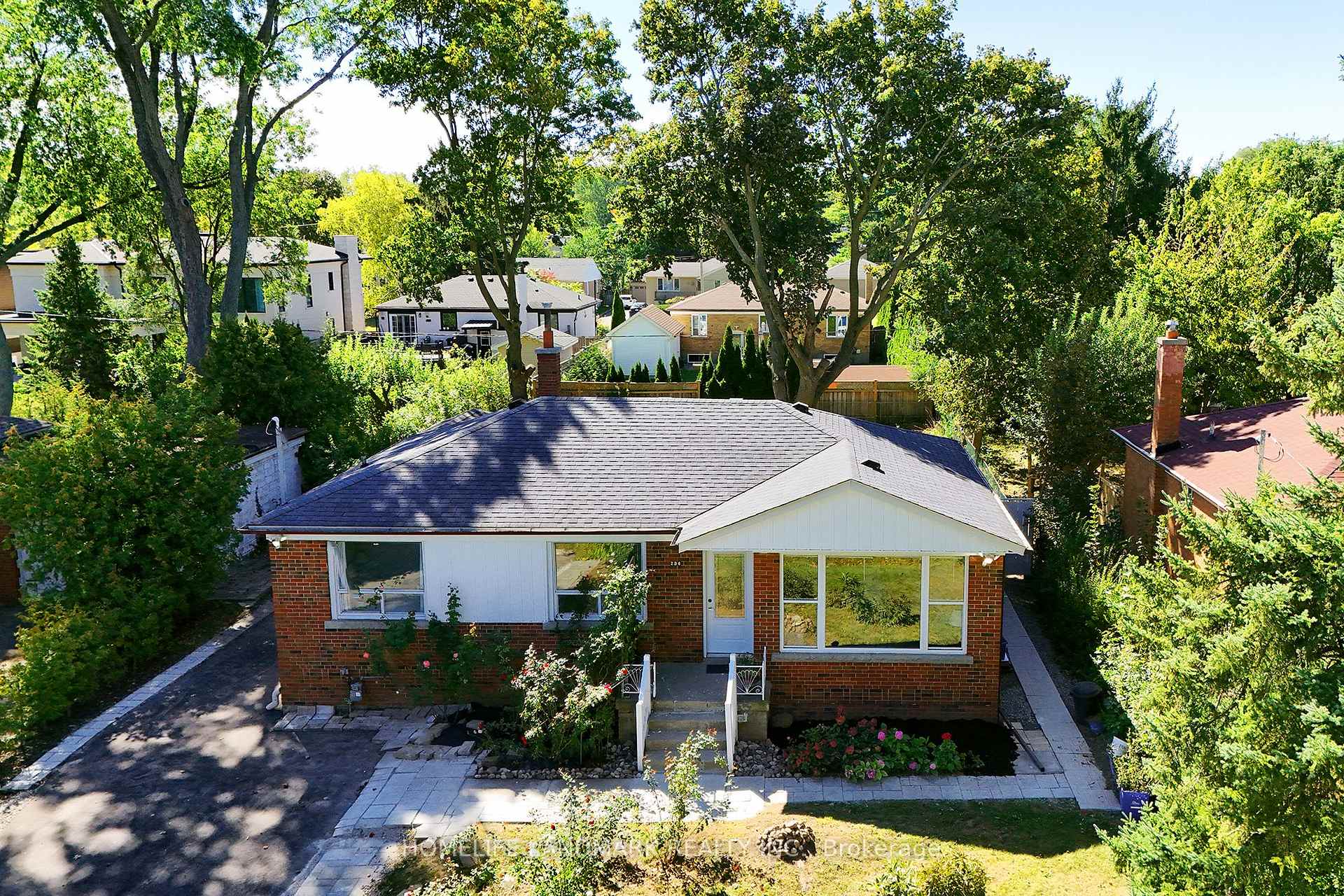 Photo of 236 Southview Road
