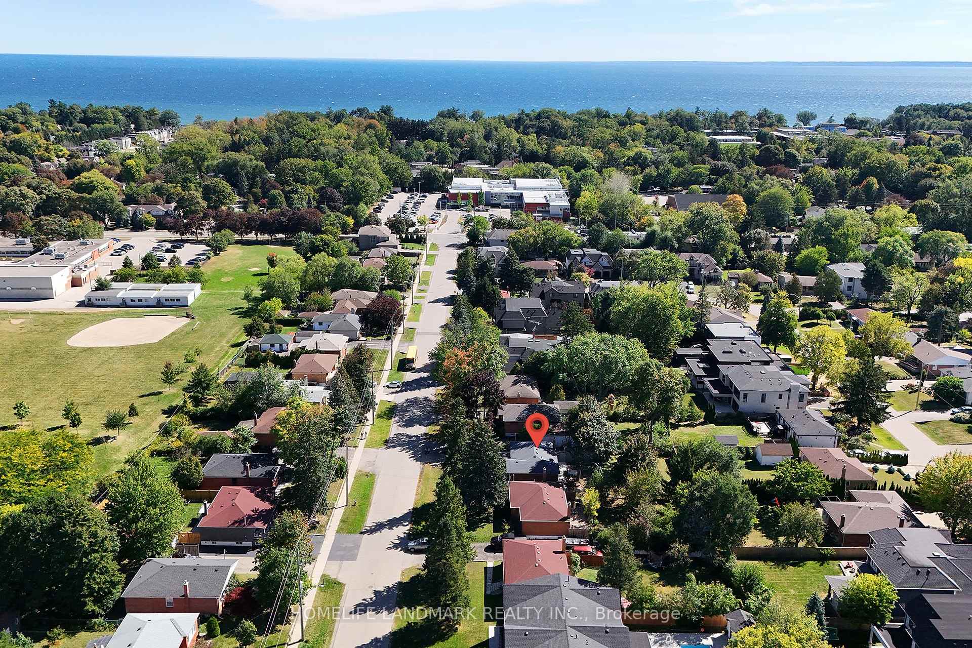 Photo 4 of 236 Southview Road, Oakville, West — HOMEH