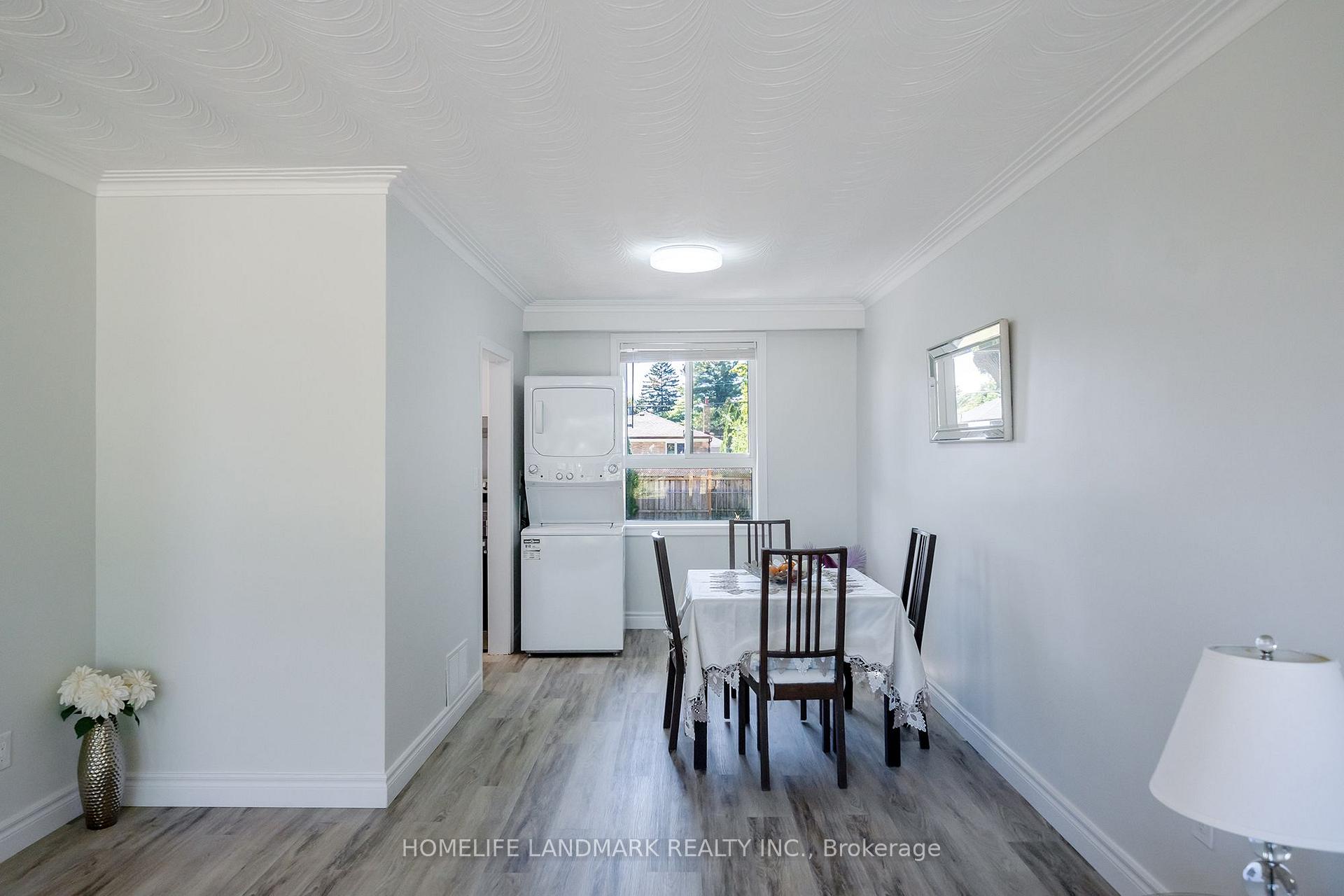 Photo 24 of 236 Southview Road, Oakville, West — HOMEH