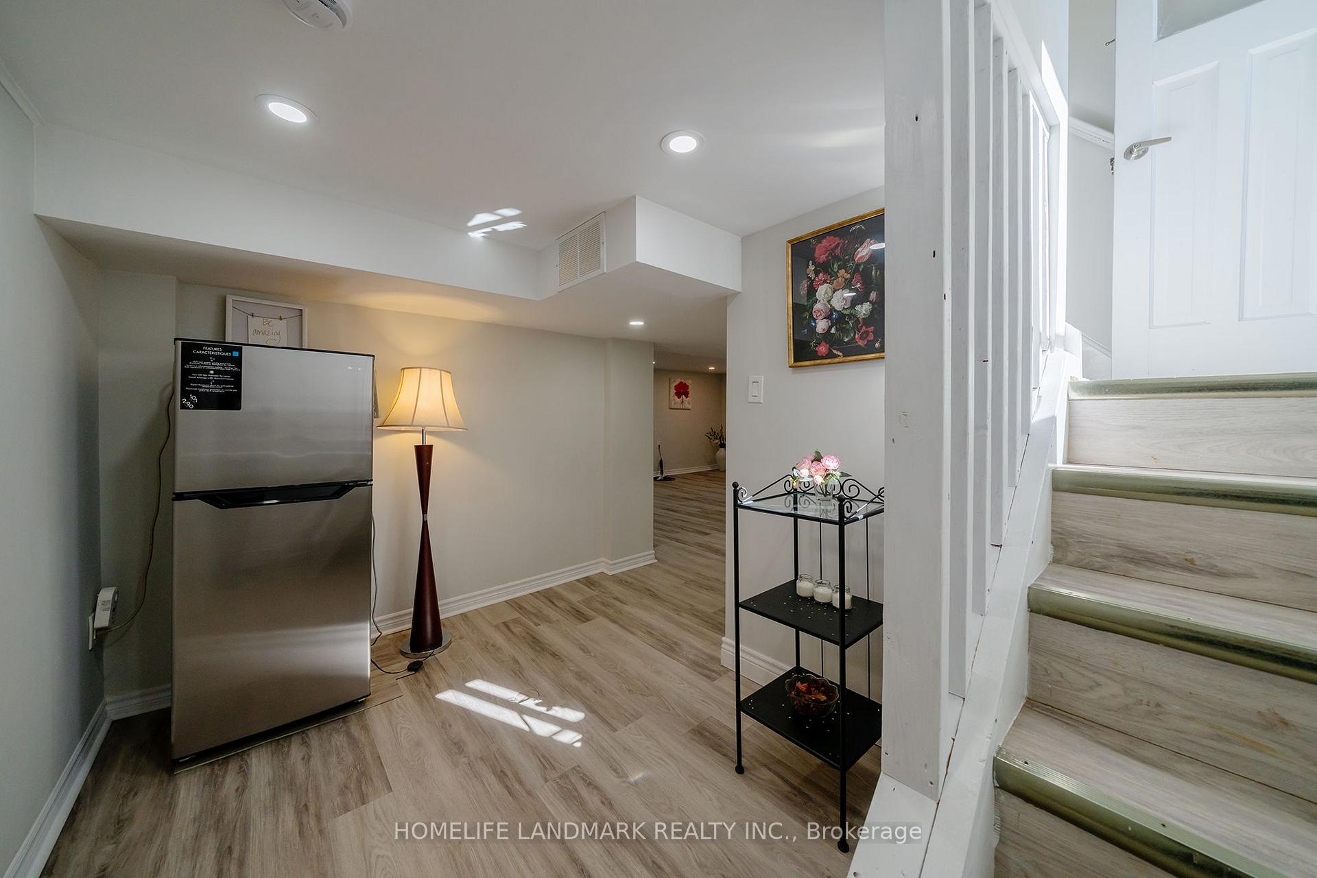 Photo 37 of 236 Southview Road, Oakville, West — HOMEH