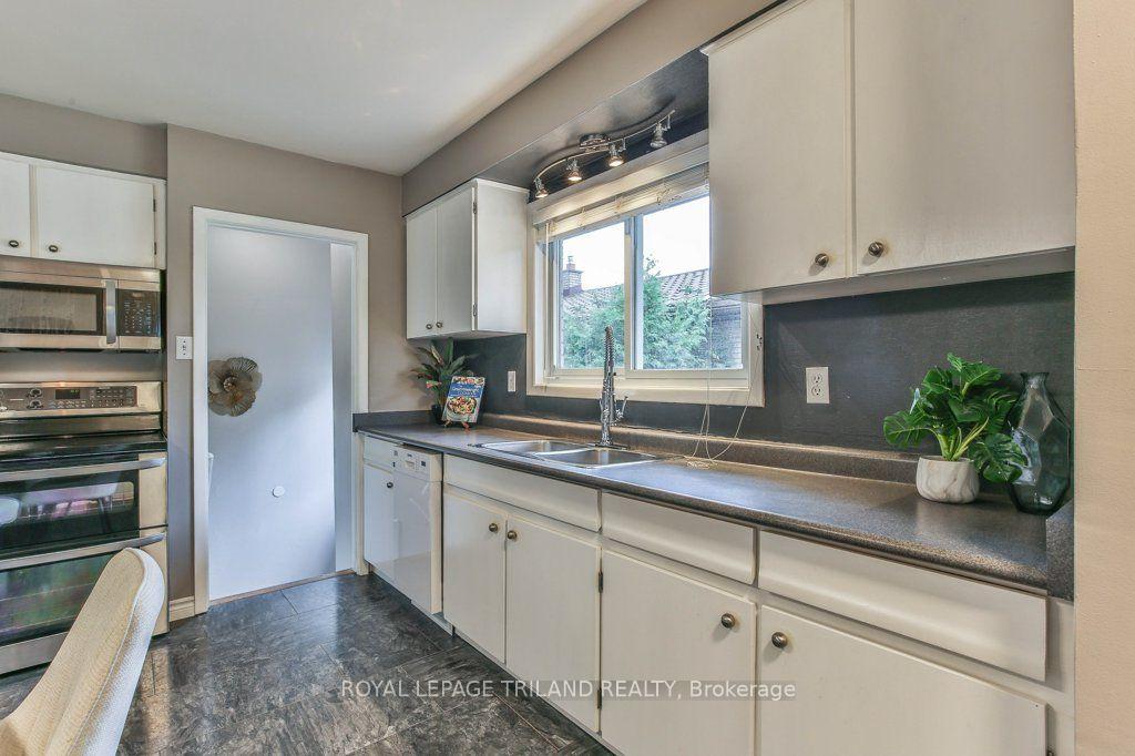 Photo 10 of 15 Talavera Crescent, London, East I — HOMEH