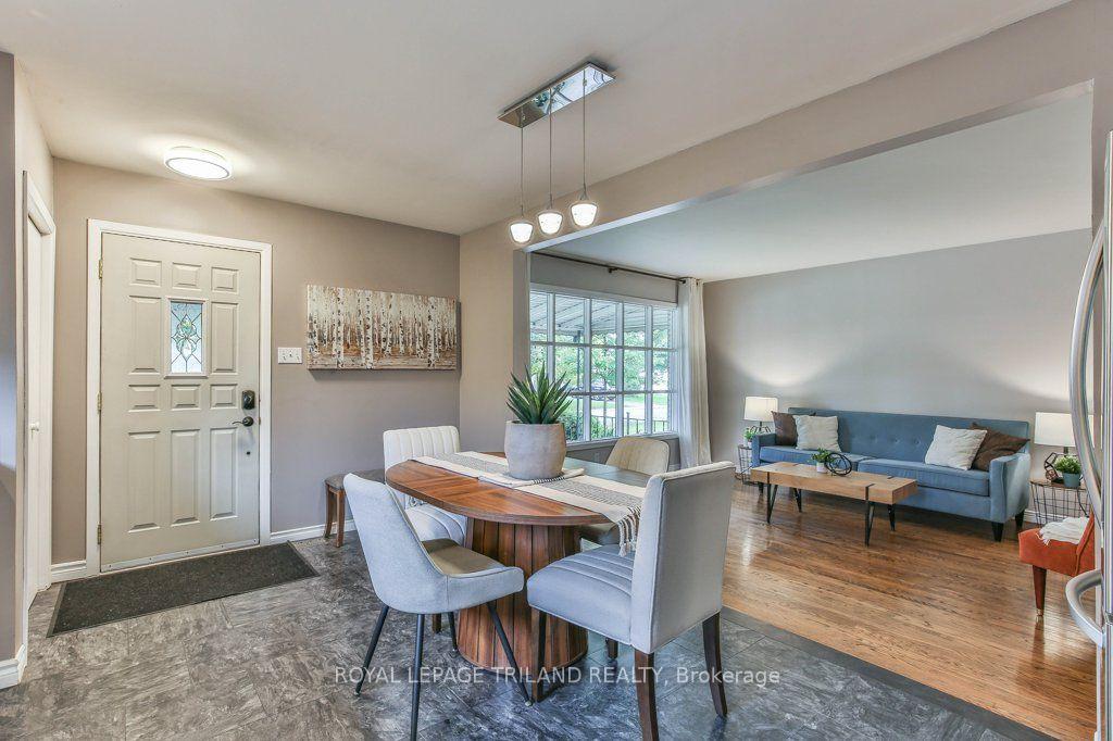 Photo 13 of 15 Talavera Crescent, London, East I — HOMEH