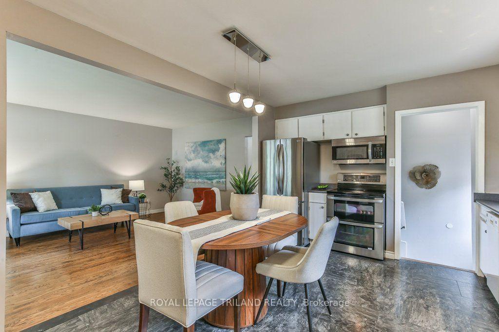 Photo 14 of 15 Talavera Crescent, London, East I — HOMEH