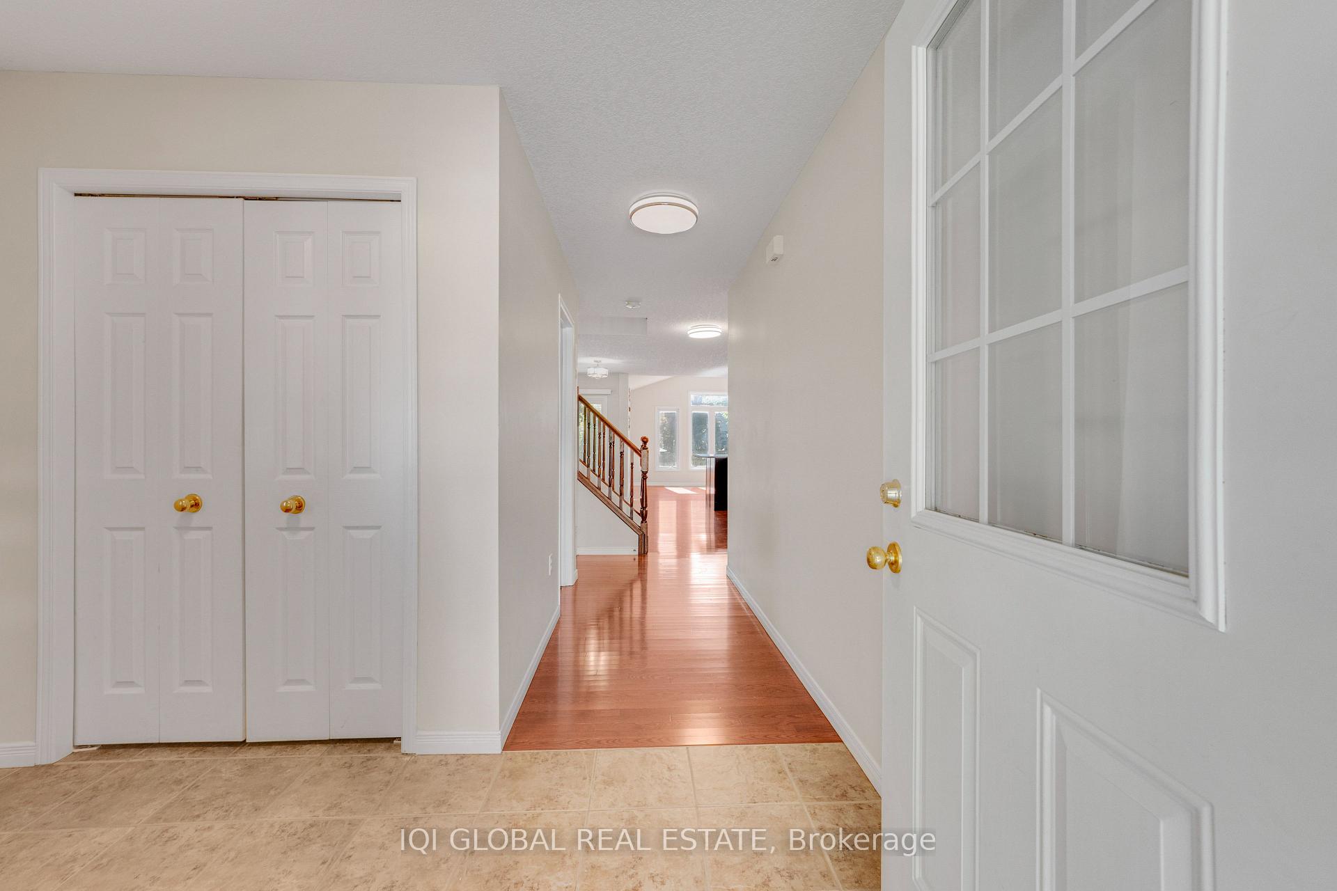 Photo 7 of 565 Wild Iris Avenue, Waterloo, Erbsville/Laurelwood — HOMEH