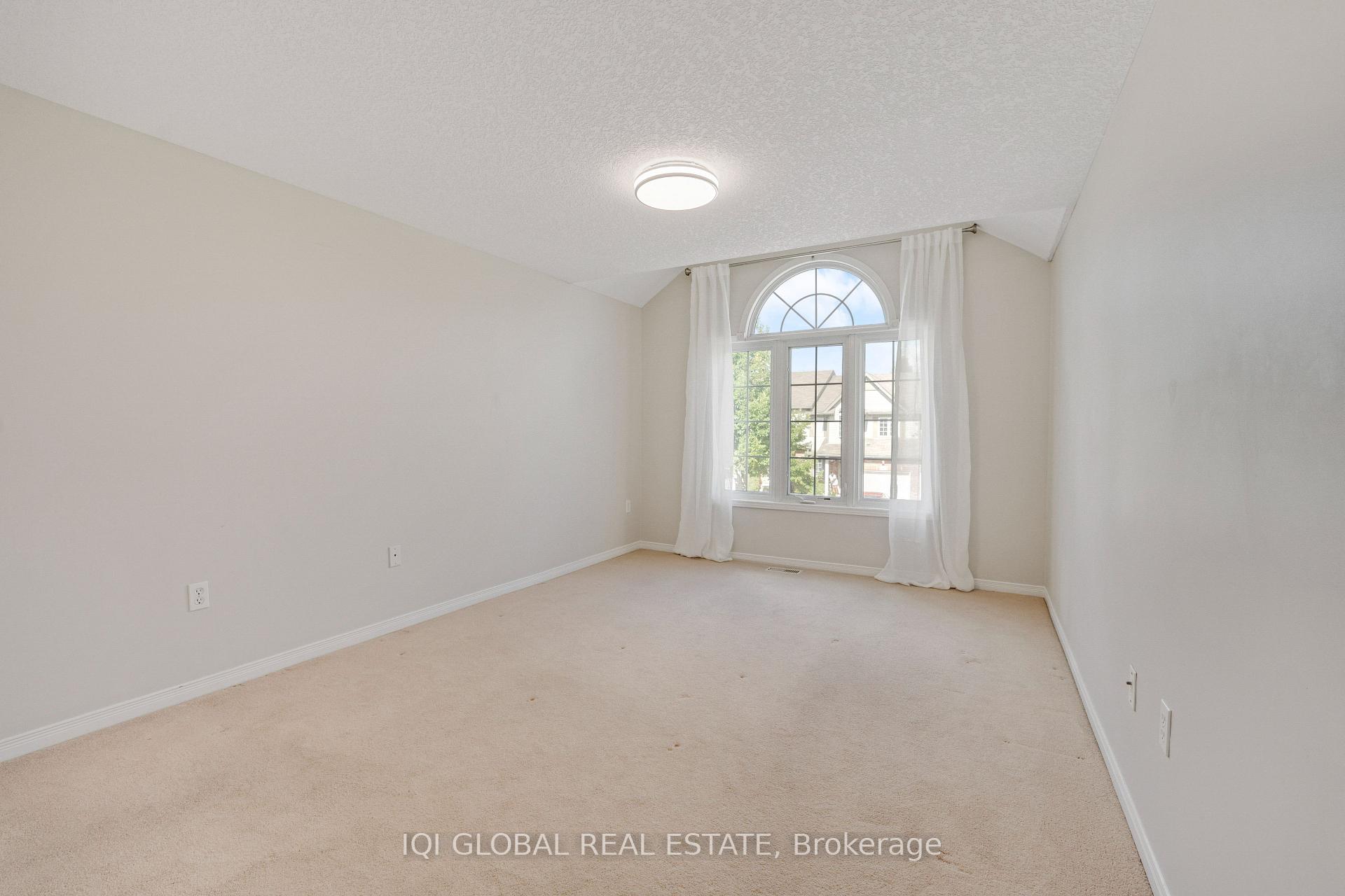 Photo 26 of 565 Wild Iris Avenue, Waterloo, Erbsville/Laurelwood — HOMEH