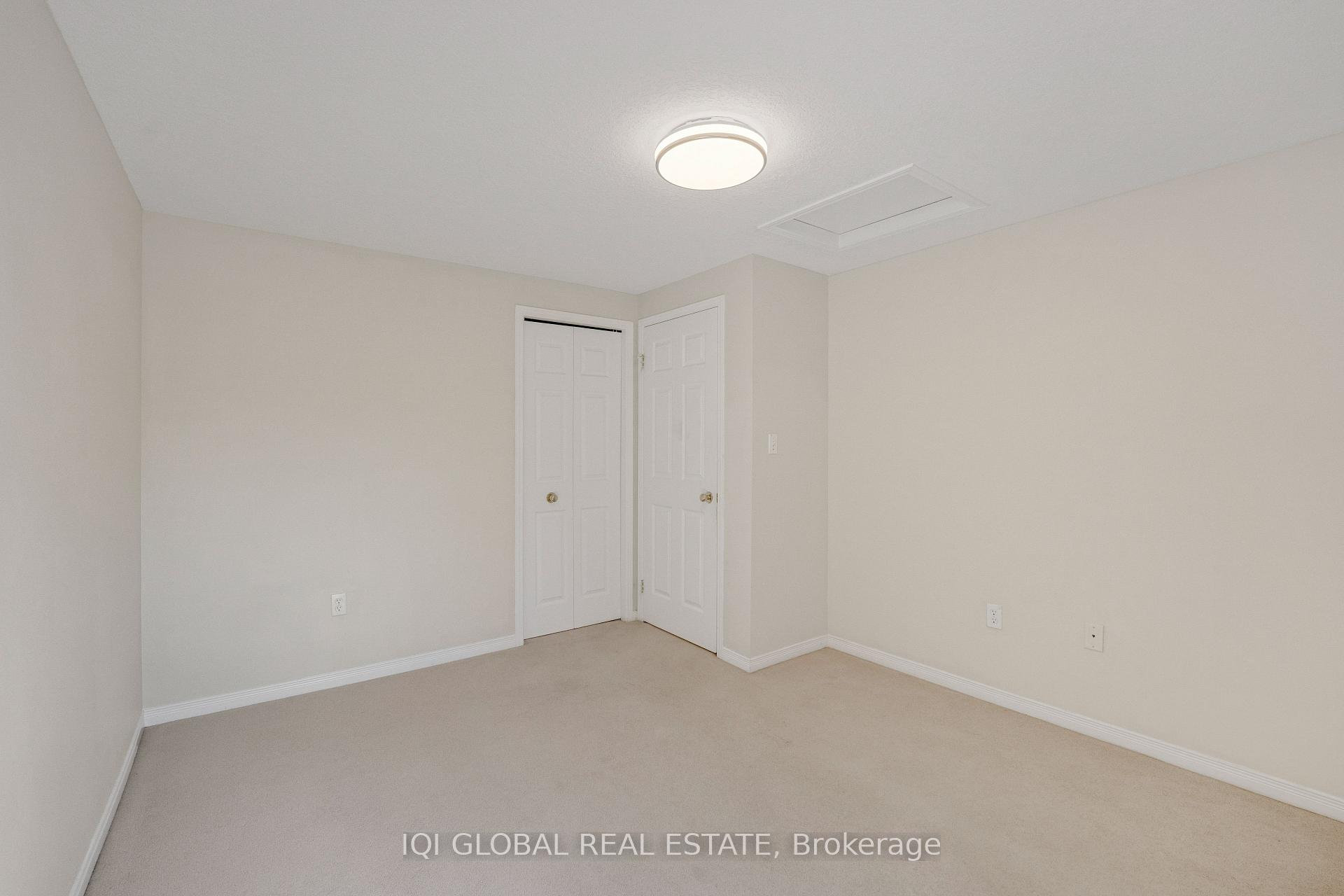Photo 33 of 565 Wild Iris Avenue, Waterloo, Erbsville/Laurelwood — HOMEH