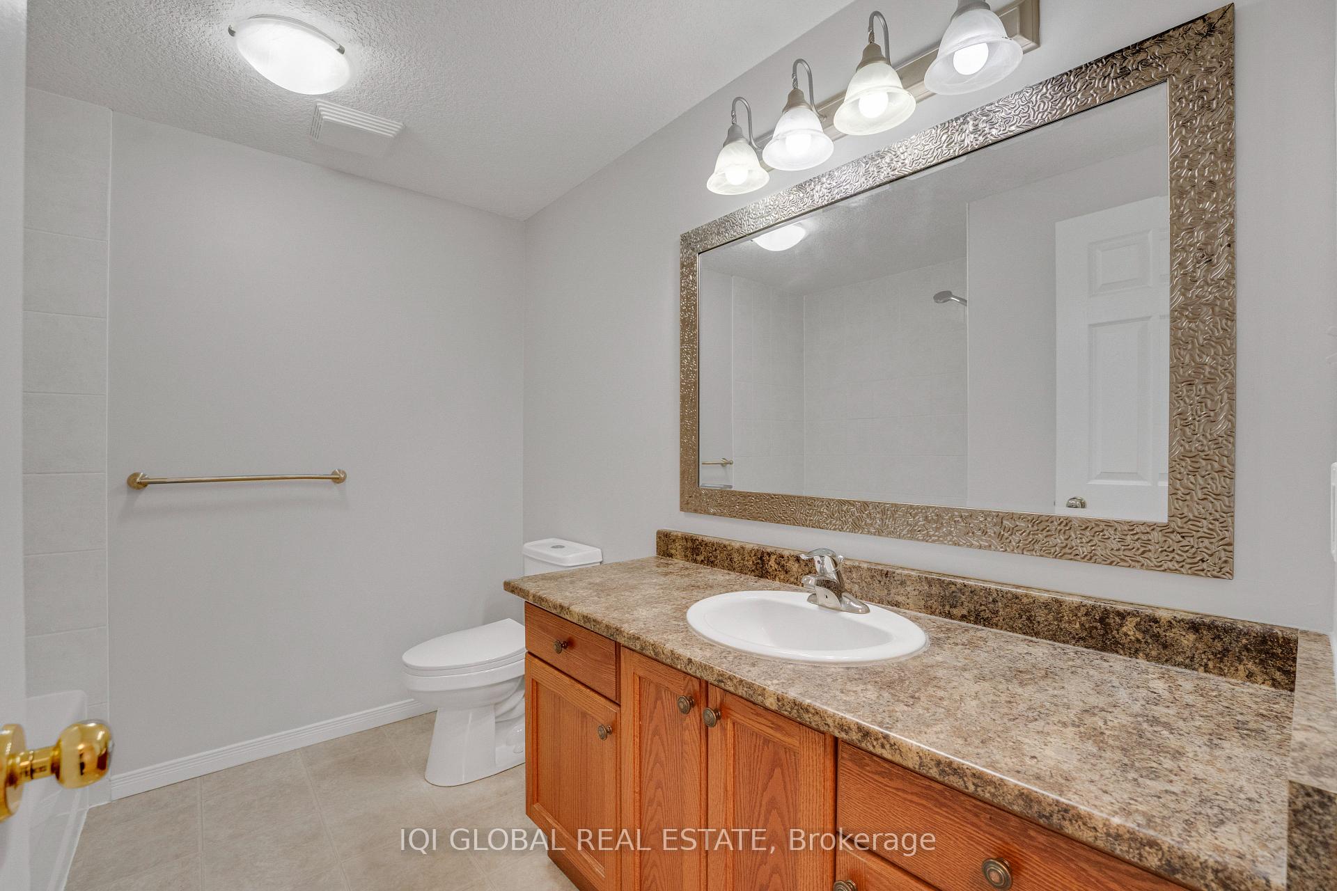 Photo 37 of 565 Wild Iris Avenue, Waterloo, Erbsville/Laurelwood — HOMEH