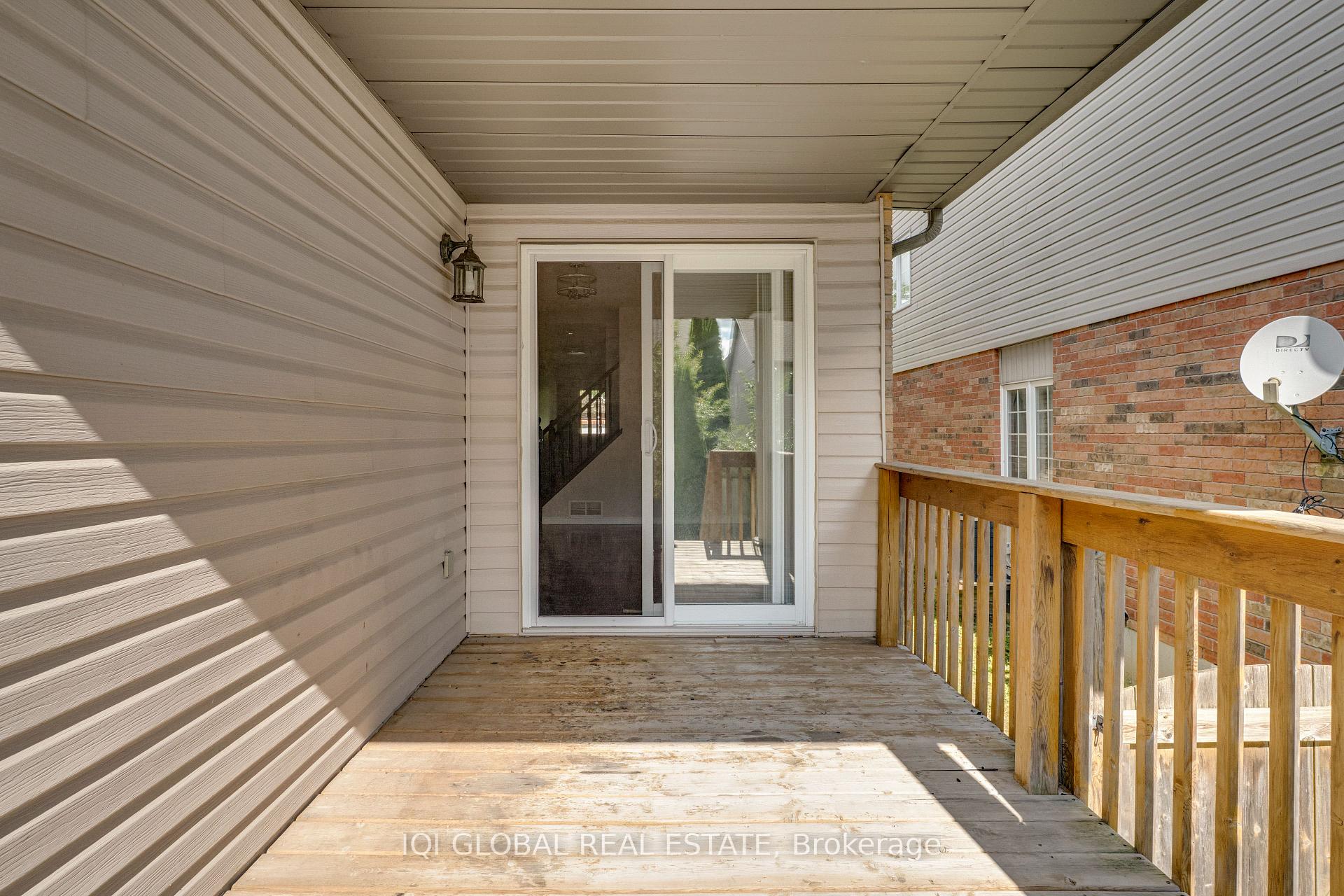 Photo 46 of 565 Wild Iris Avenue, Waterloo, Erbsville/Laurelwood — HOMEH