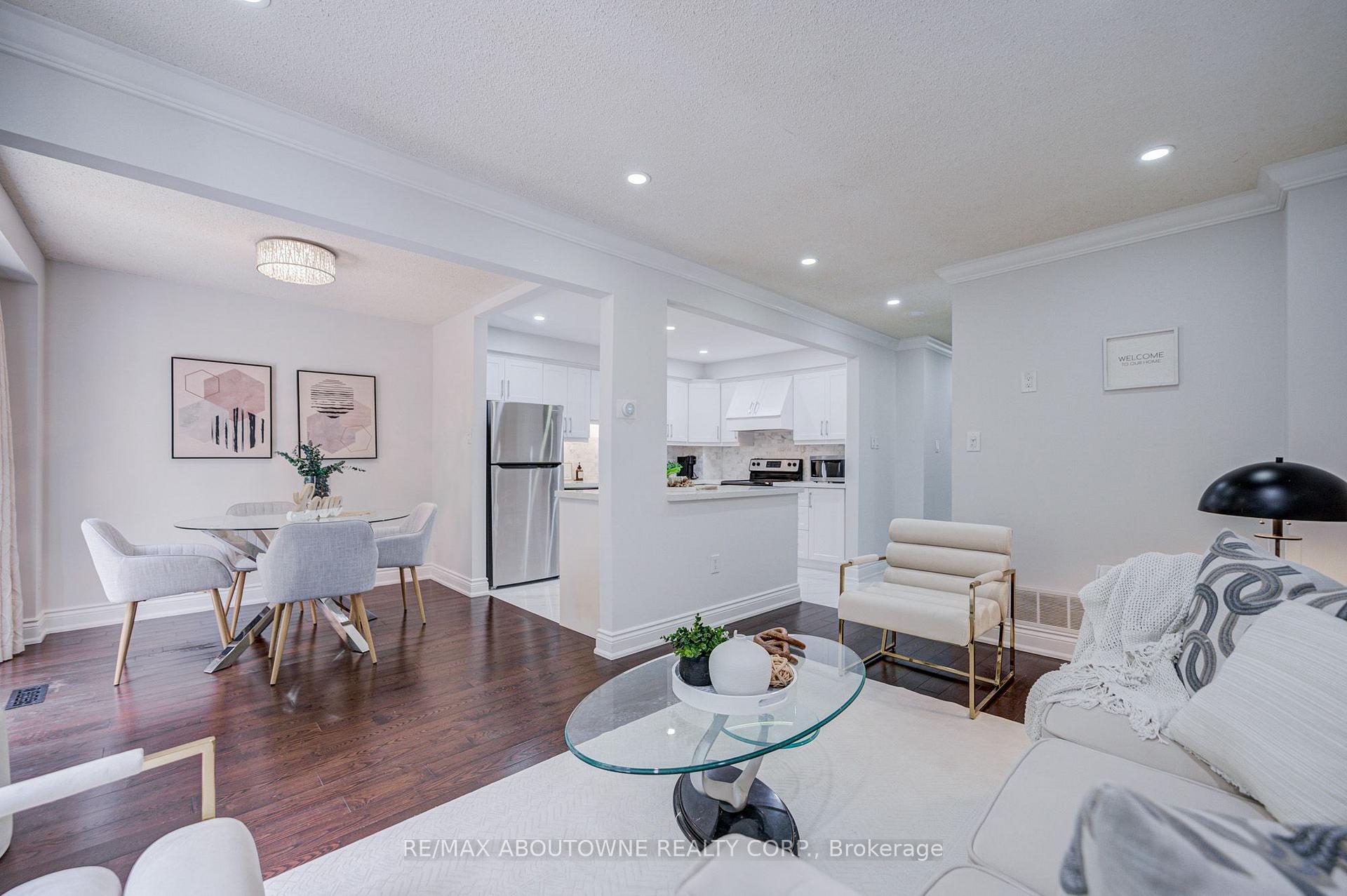 Photo 13 of Unit 37, 2766 Folkway Drive, Mississauga, Erin Mills — HOMEH