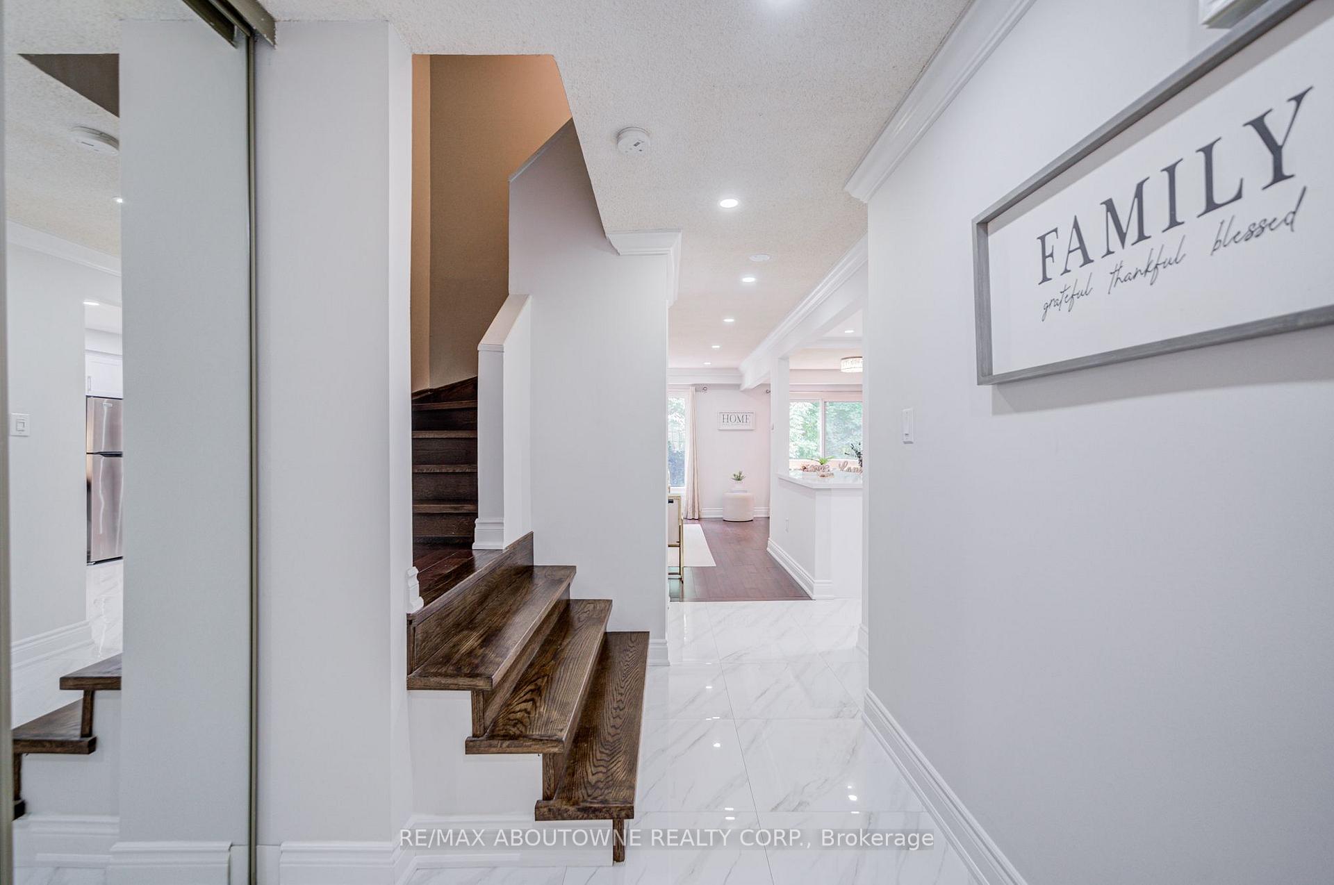 Photo 19 of Unit 37, 2766 Folkway Drive, Mississauga, Erin Mills — HOMEH