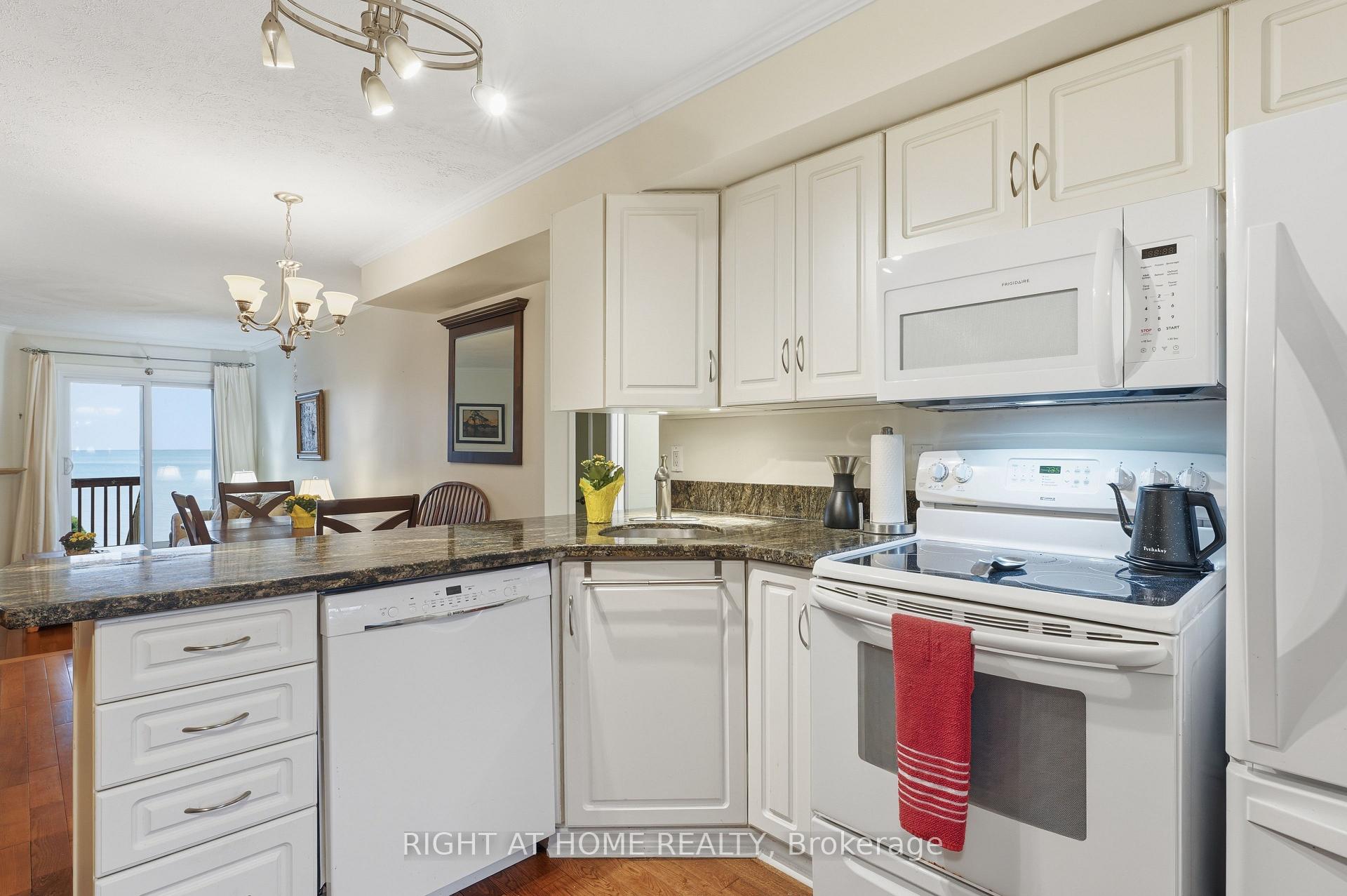 Photo 5 of Unit 103, 43 Olive Crescent E, Orillia — HOMEH