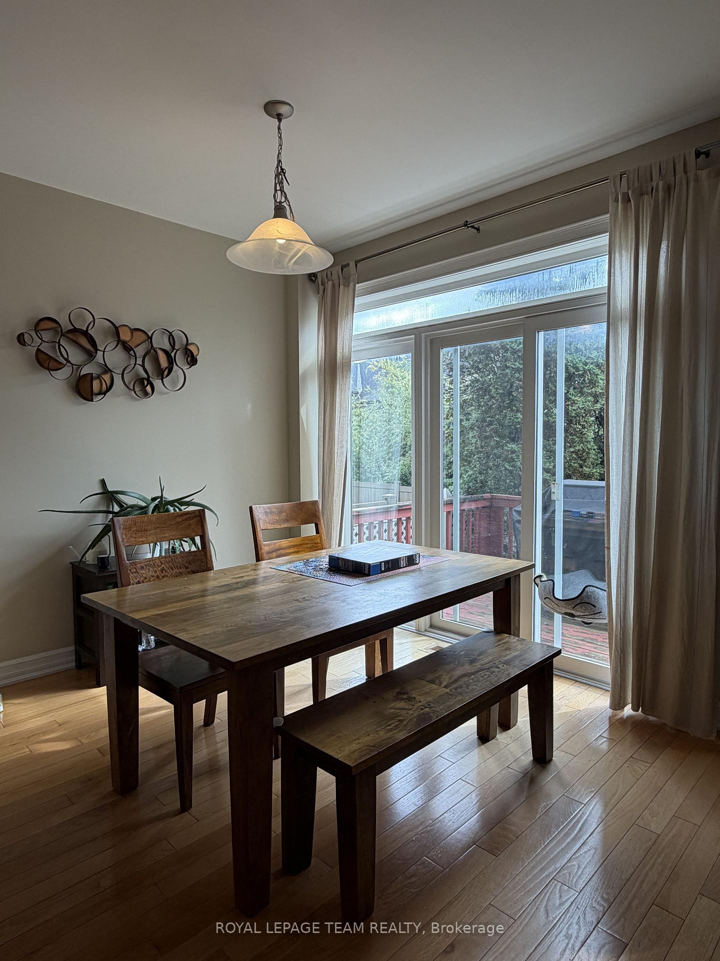 Photo 7 of 251 Tofino Private, Ottawa, Kanata - Bridlewood — HOMEH