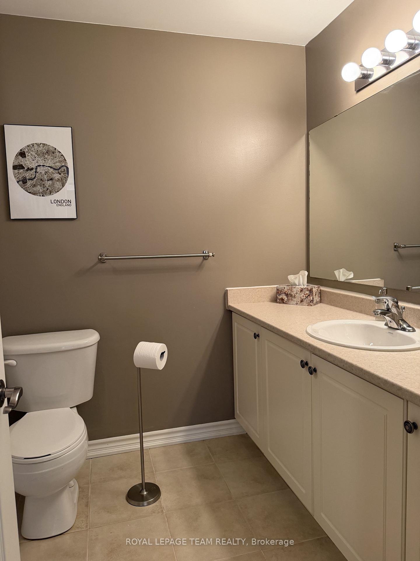 Photo 24 of 251 Tofino Private, Ottawa, Kanata - Bridlewood — HOMEH