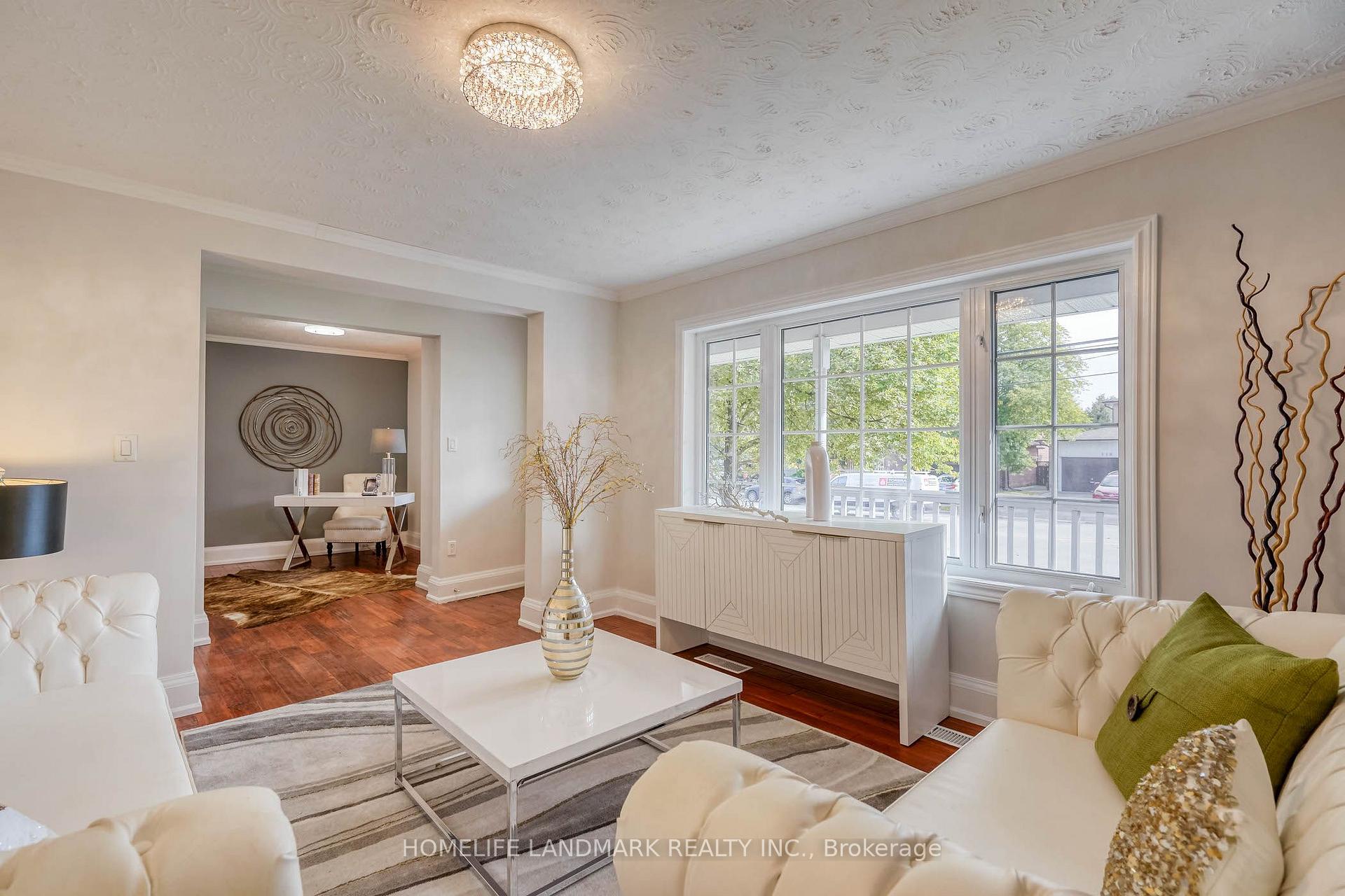 Photo 5 of 115 Crosby Avenue, Richmond Hill, Crosby — HOMEH