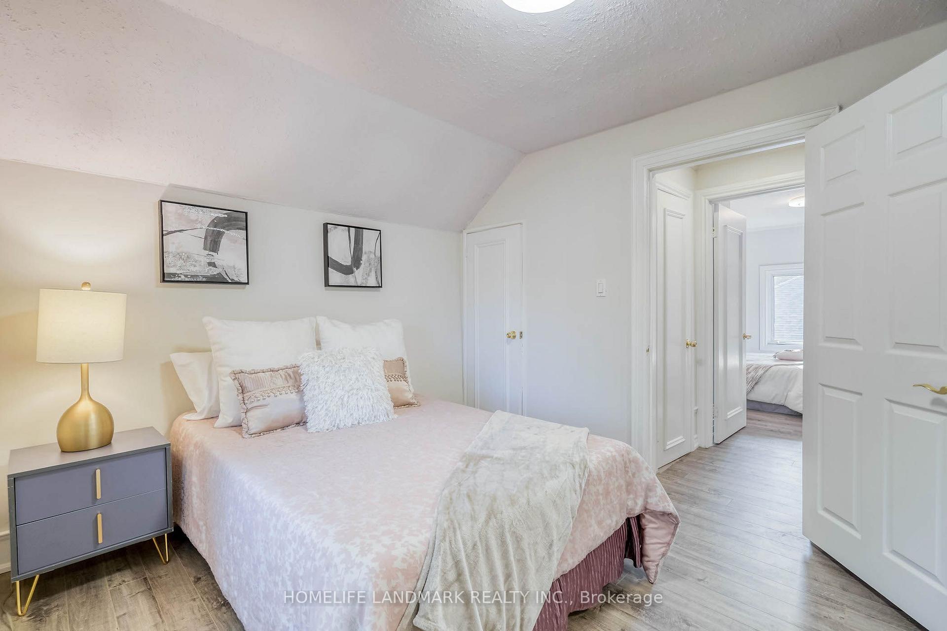 Photo 28 of 115 Crosby Avenue, Richmond Hill, Crosby — HOMEH