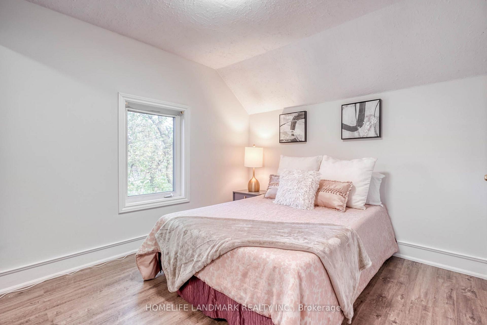 Photo 29 of 115 Crosby Avenue, Richmond Hill, Crosby — HOMEH