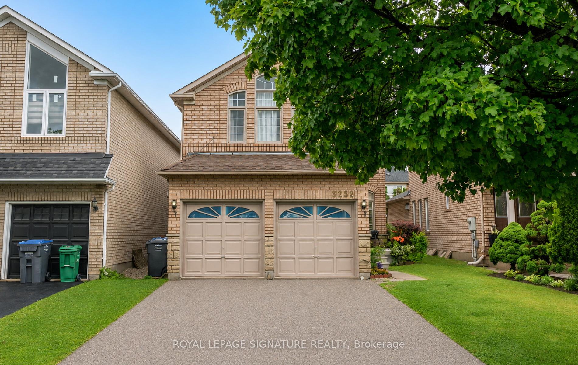 Photo 2 of 3252 Laburnum Crescent, Mississauga, Lisgar — HOMEH