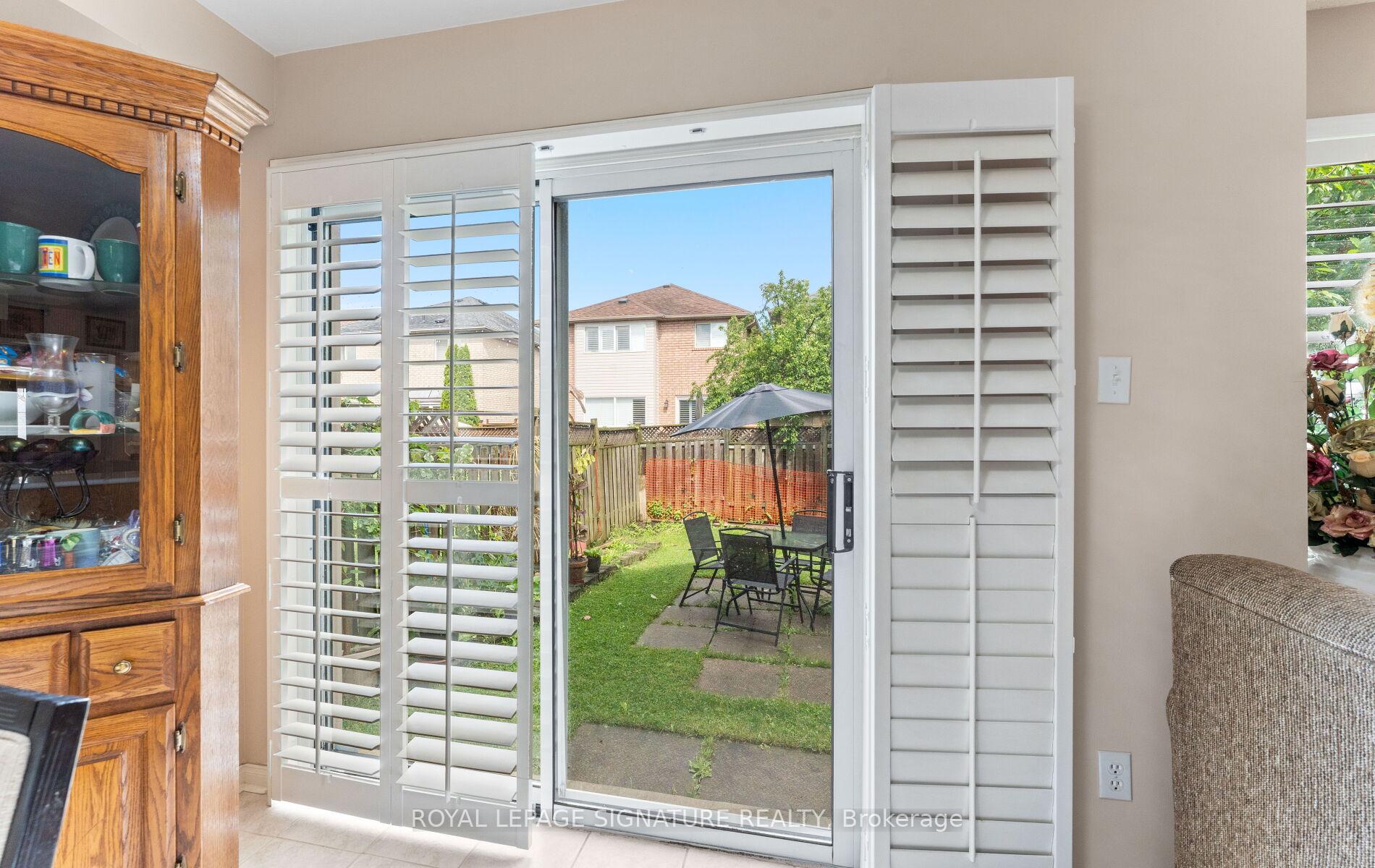 Photo 17 of 3252 Laburnum Crescent, Mississauga, Lisgar — HOMEH