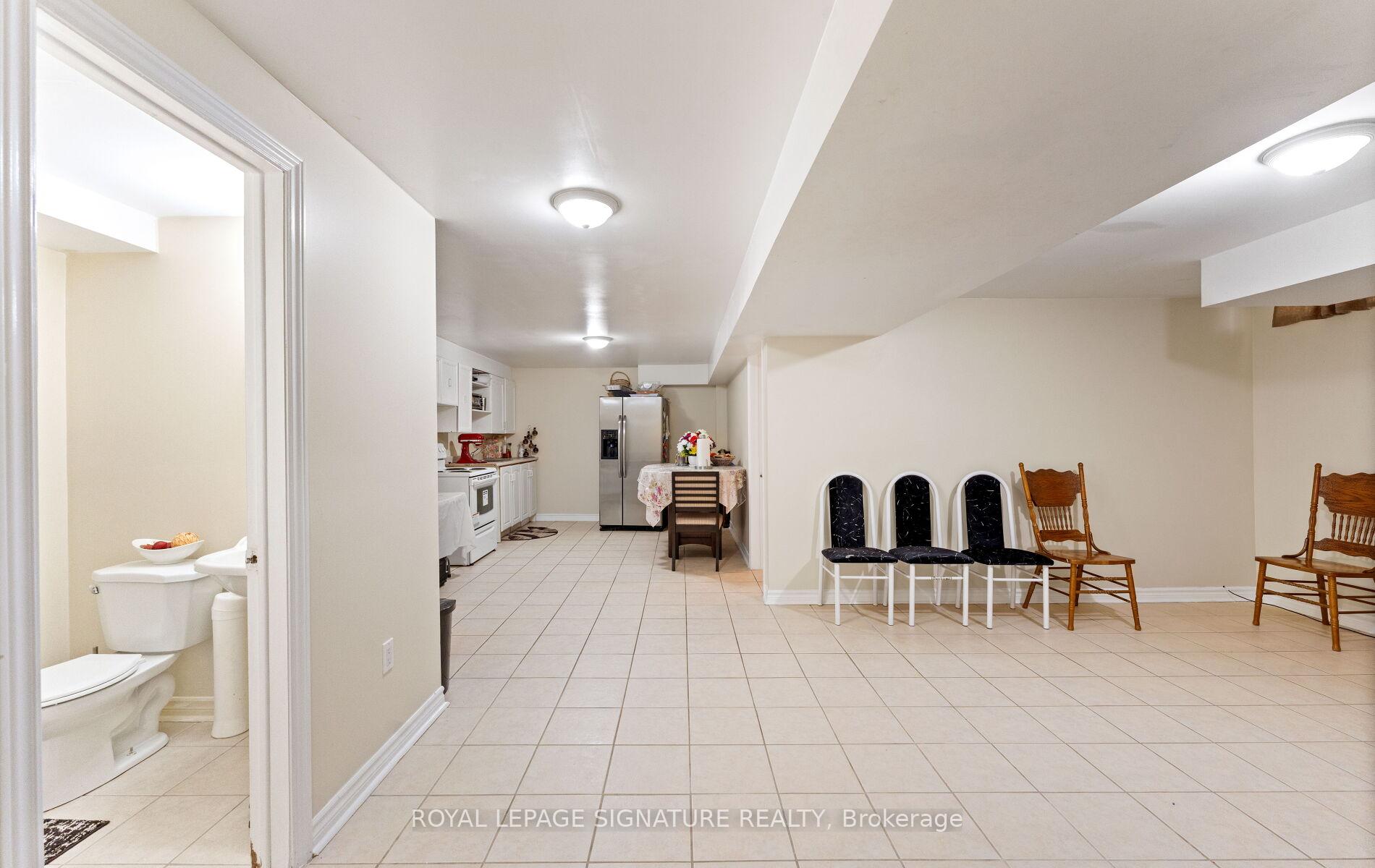 Photo 32 of 3252 Laburnum Crescent, Mississauga, Lisgar — HOMEH