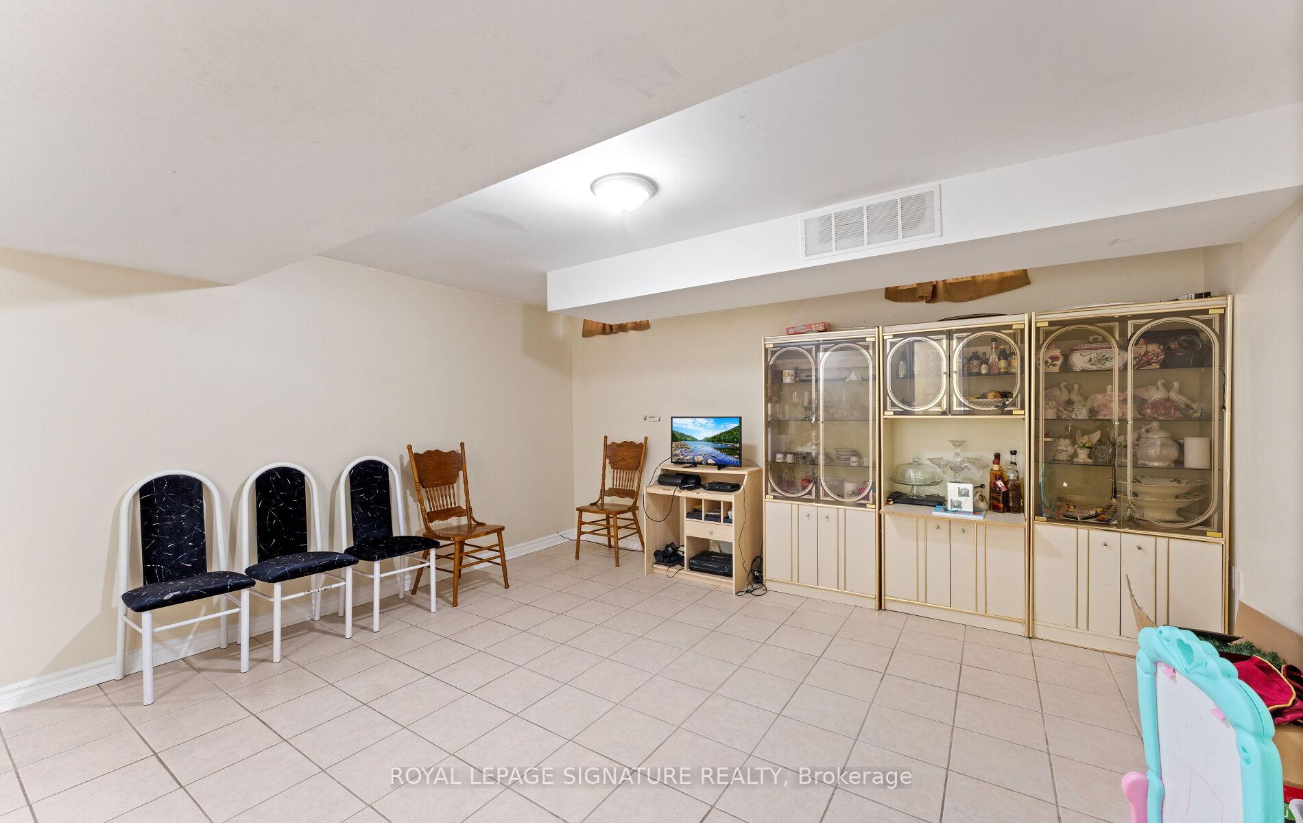 Photo 33 of 3252 Laburnum Crescent, Mississauga, Lisgar — HOMEH