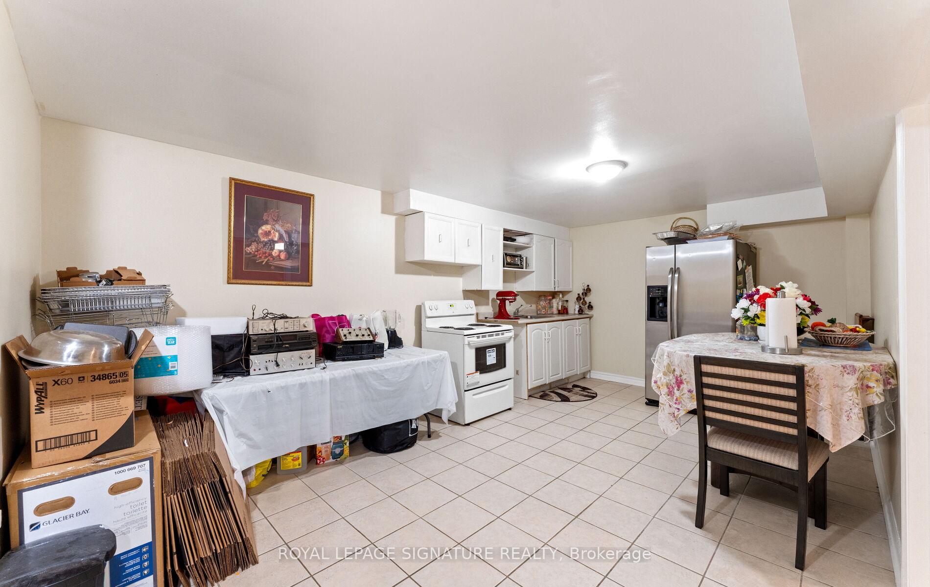Photo 34 of 3252 Laburnum Crescent, Mississauga, Lisgar — HOMEH