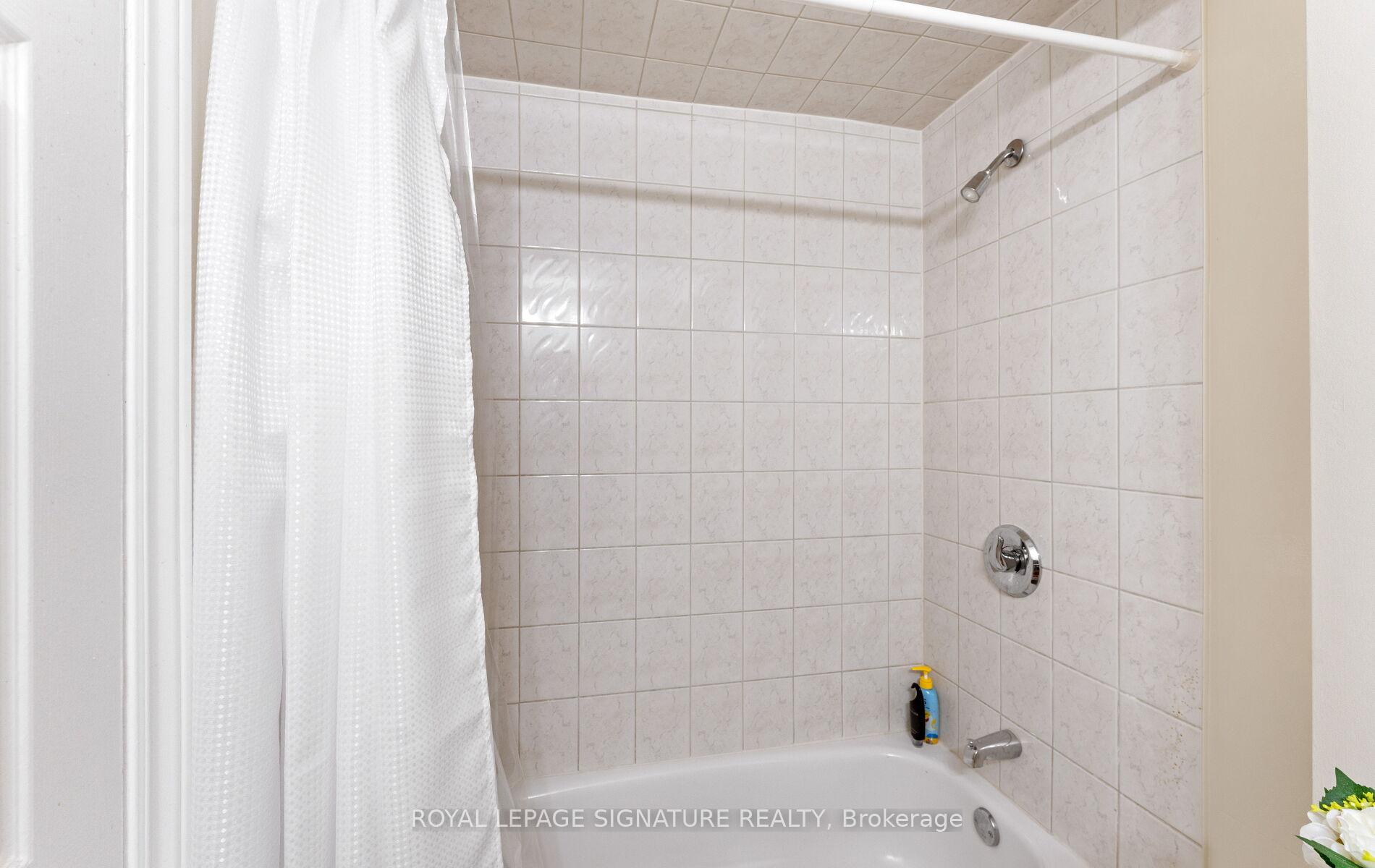 Photo 41 of 3252 Laburnum Crescent, Mississauga, Lisgar — HOMEH