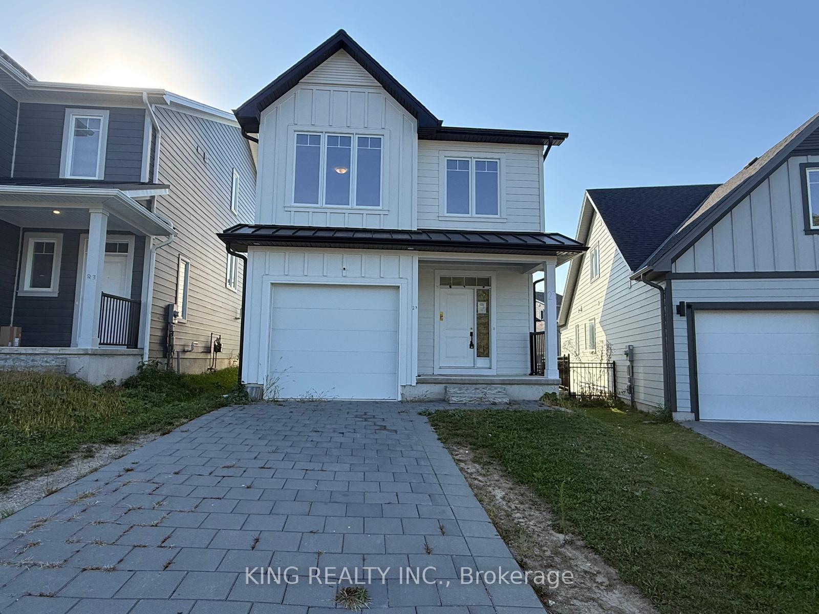 Photo 3 of Unit upper, 27 Christopher Court, London, South J — HOMEH