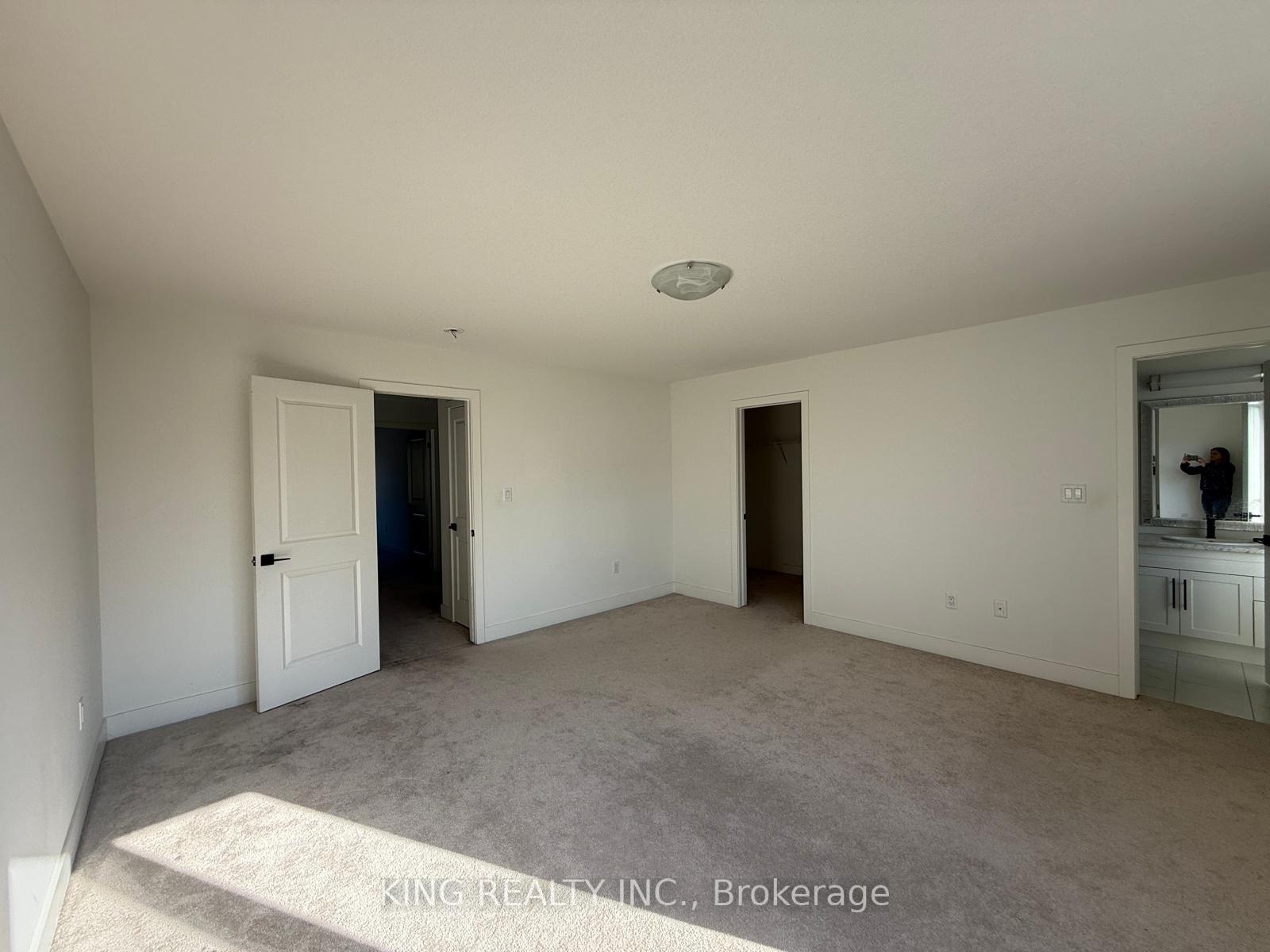 Photo 21 of Unit upper, 27 Christopher Court, London, South J — HOMEH