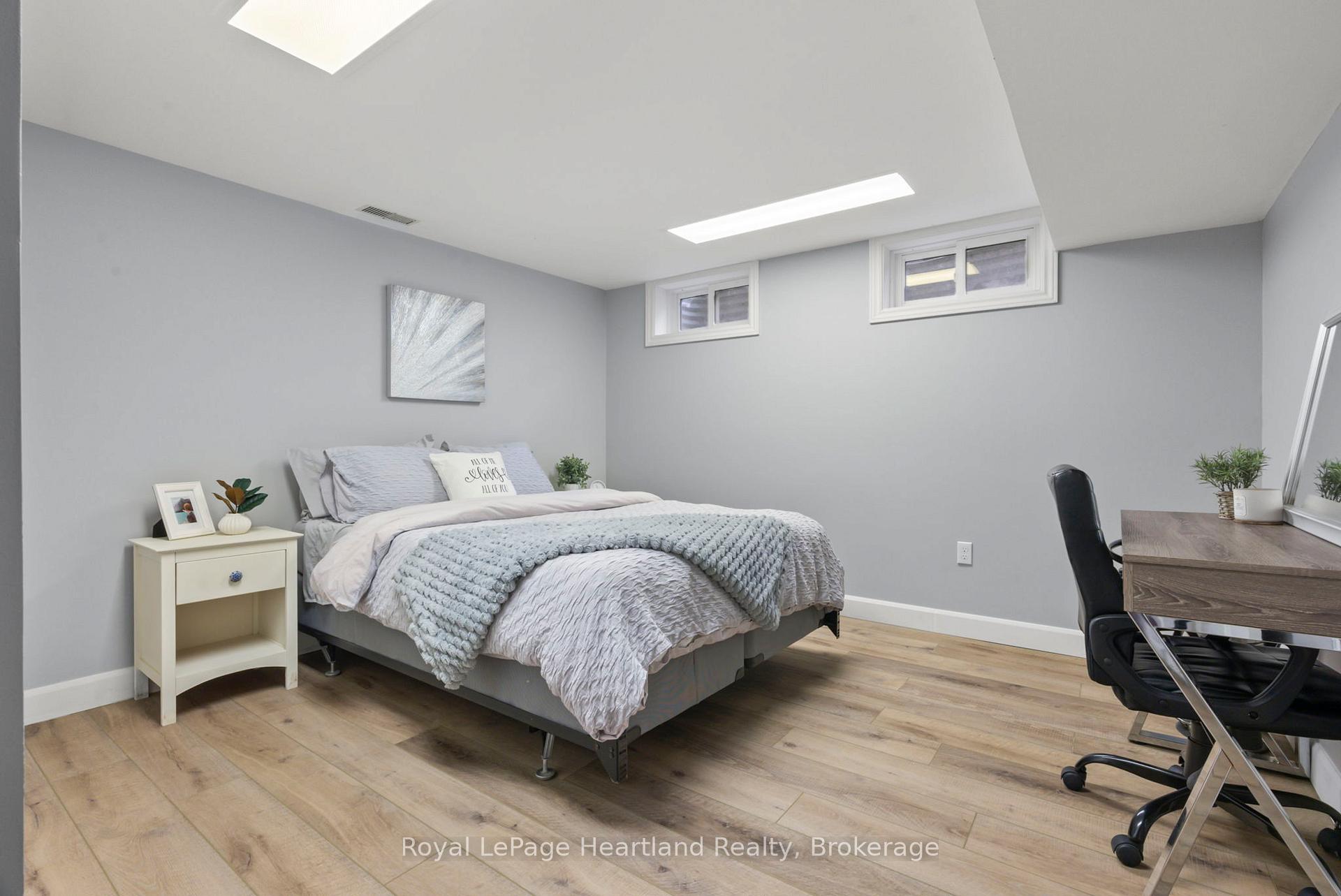 Photo 26 of 156 John Street N, Minto — HOMEH
