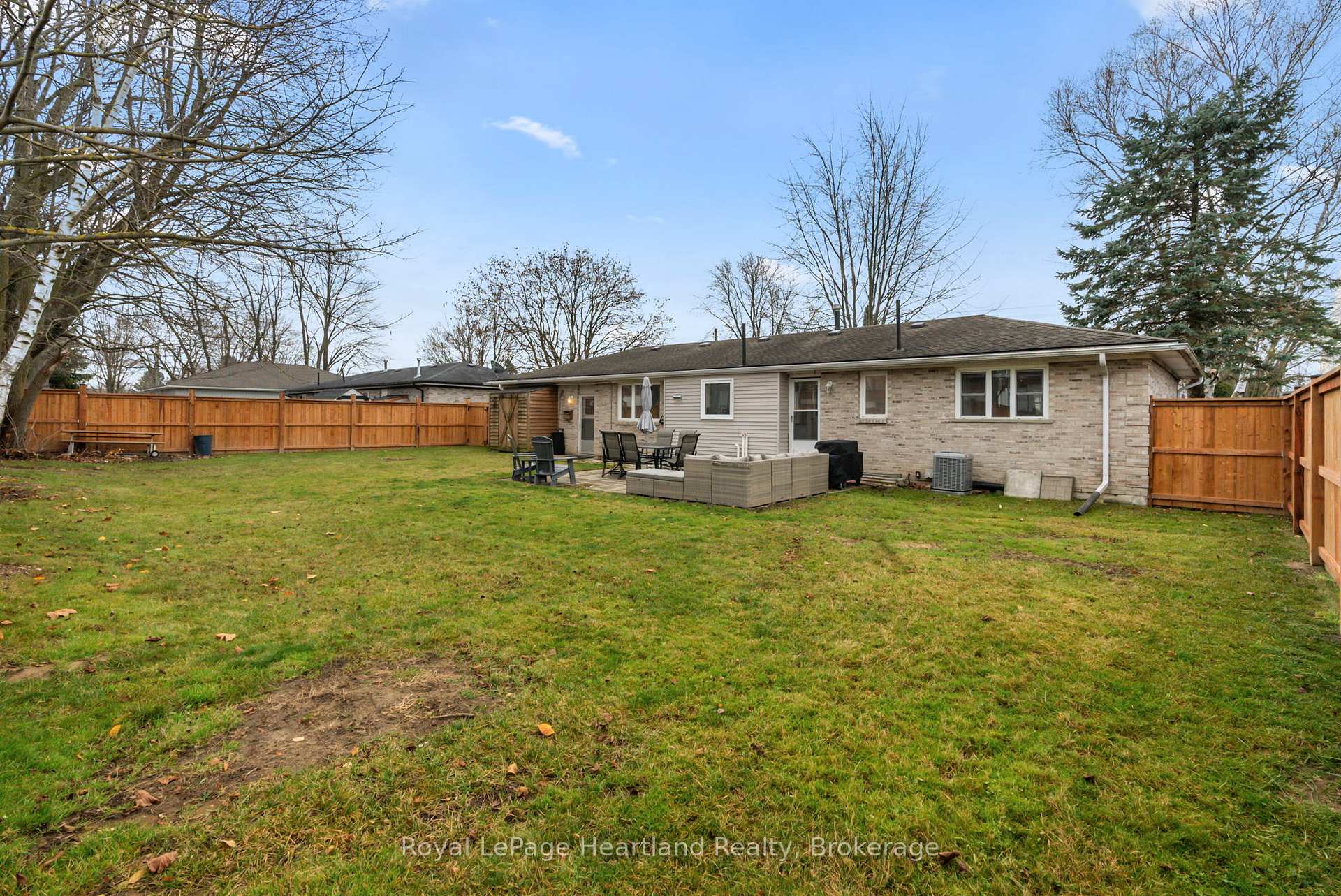 Photo 35 of 156 John Street N, Minto — HOMEH