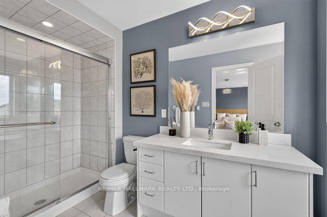 Photo 17 of 3034 Eighth Line, Oakville, Joshua Meadows — HOMEH