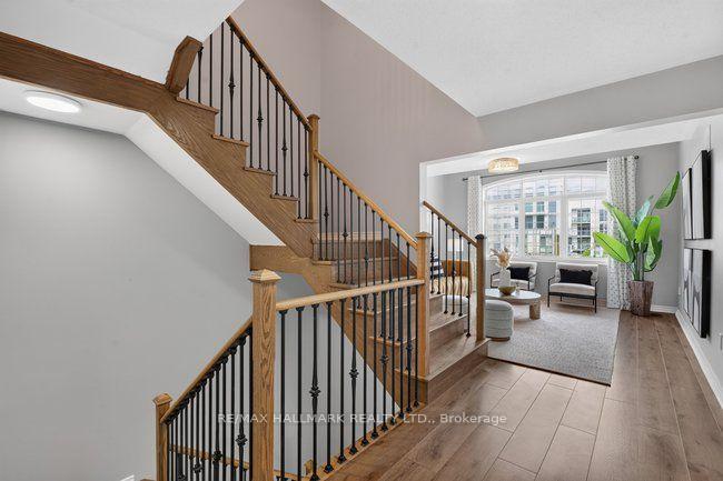 Photo 18 of 3034 Eighth Line, Oakville, Joshua Meadows — HOMEH