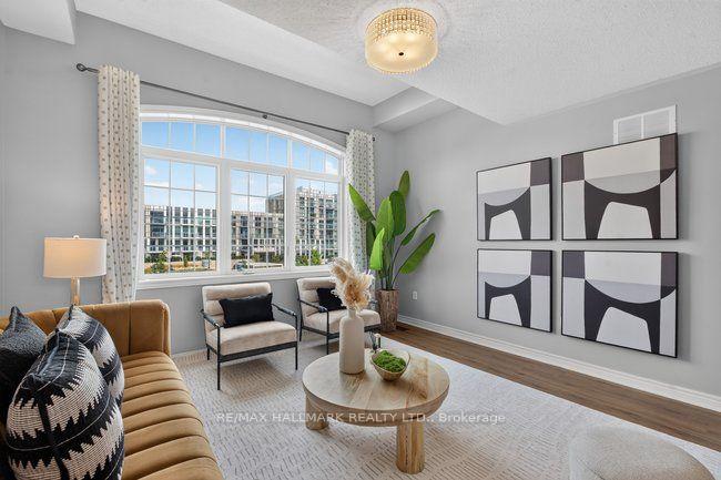 Photo 21 of 3034 Eighth Line, Oakville, Joshua Meadows — HOMEH